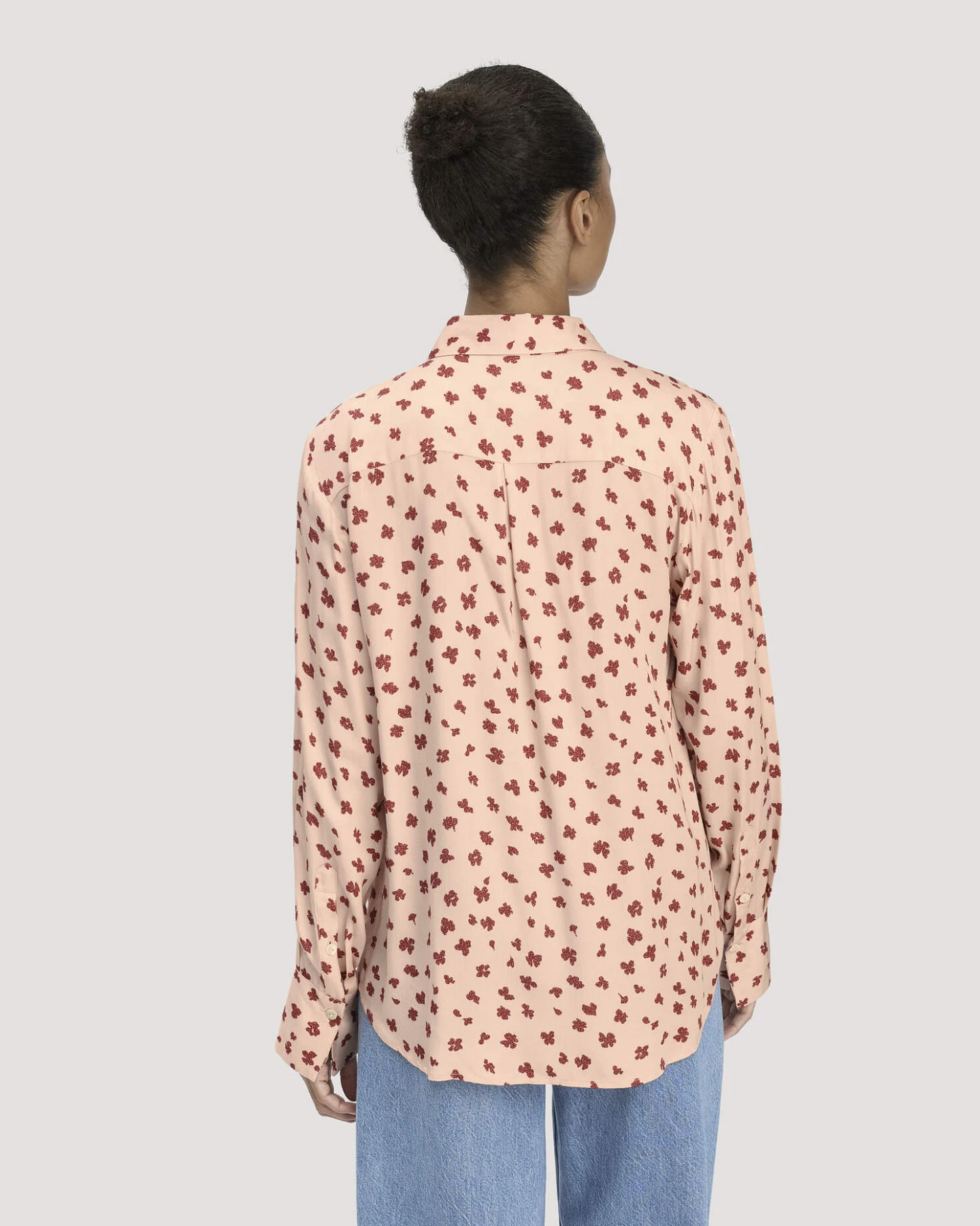 hessnatur Damen Print Bluse Relaxed aus LENZING™ ECOVERO™ Viskose - orange - Größe 46 – Ansicht 3