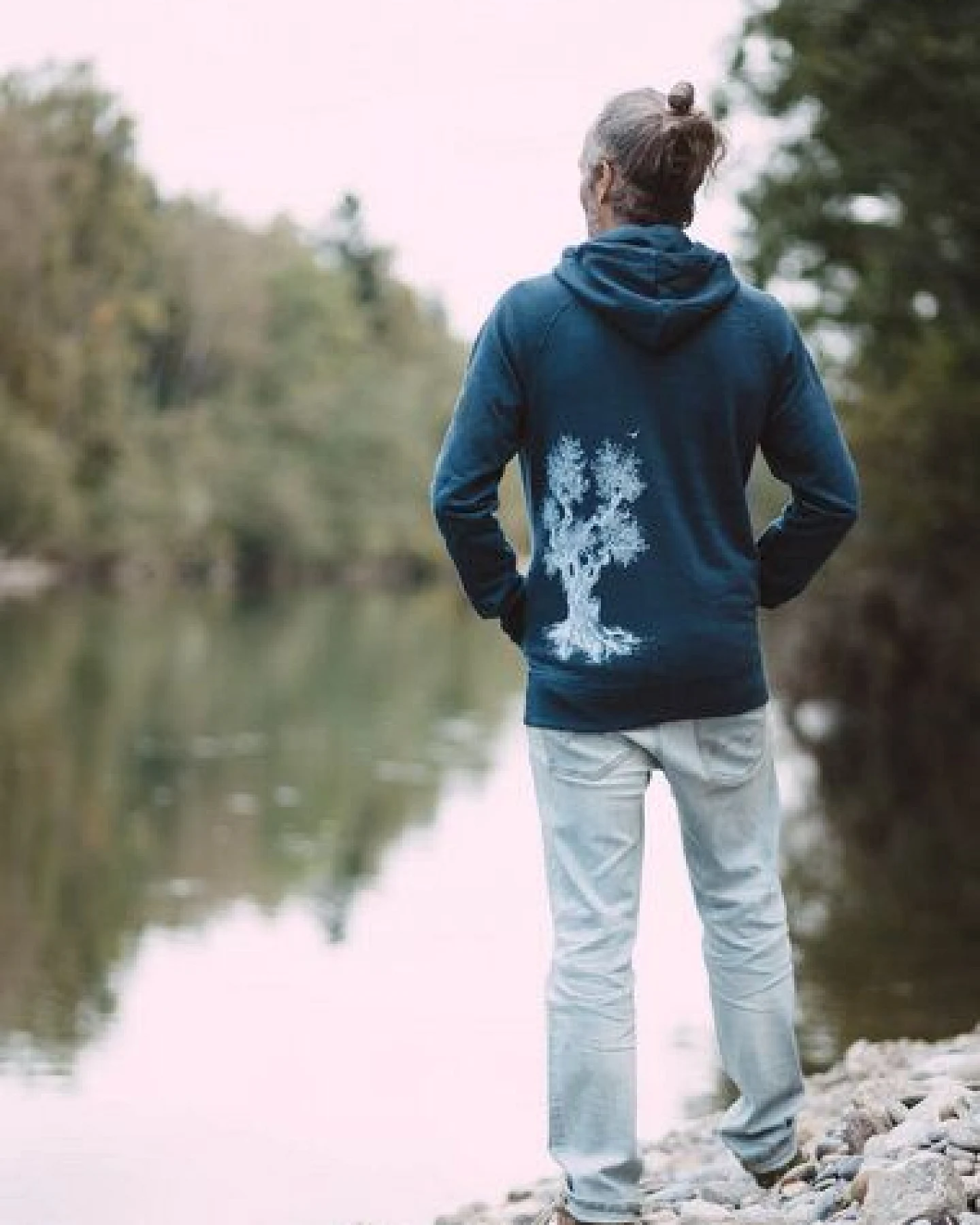 Life-Tree Organic Fairwear Hoodie Men Olive Tree – Ansicht 4