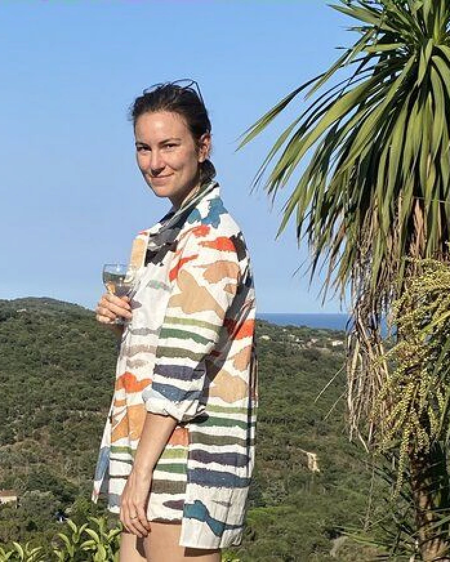 Sophia Schneider-Esleben Unisex Shirt Lui - Hemd aus Bio-Baumwolle – Ansicht 2
