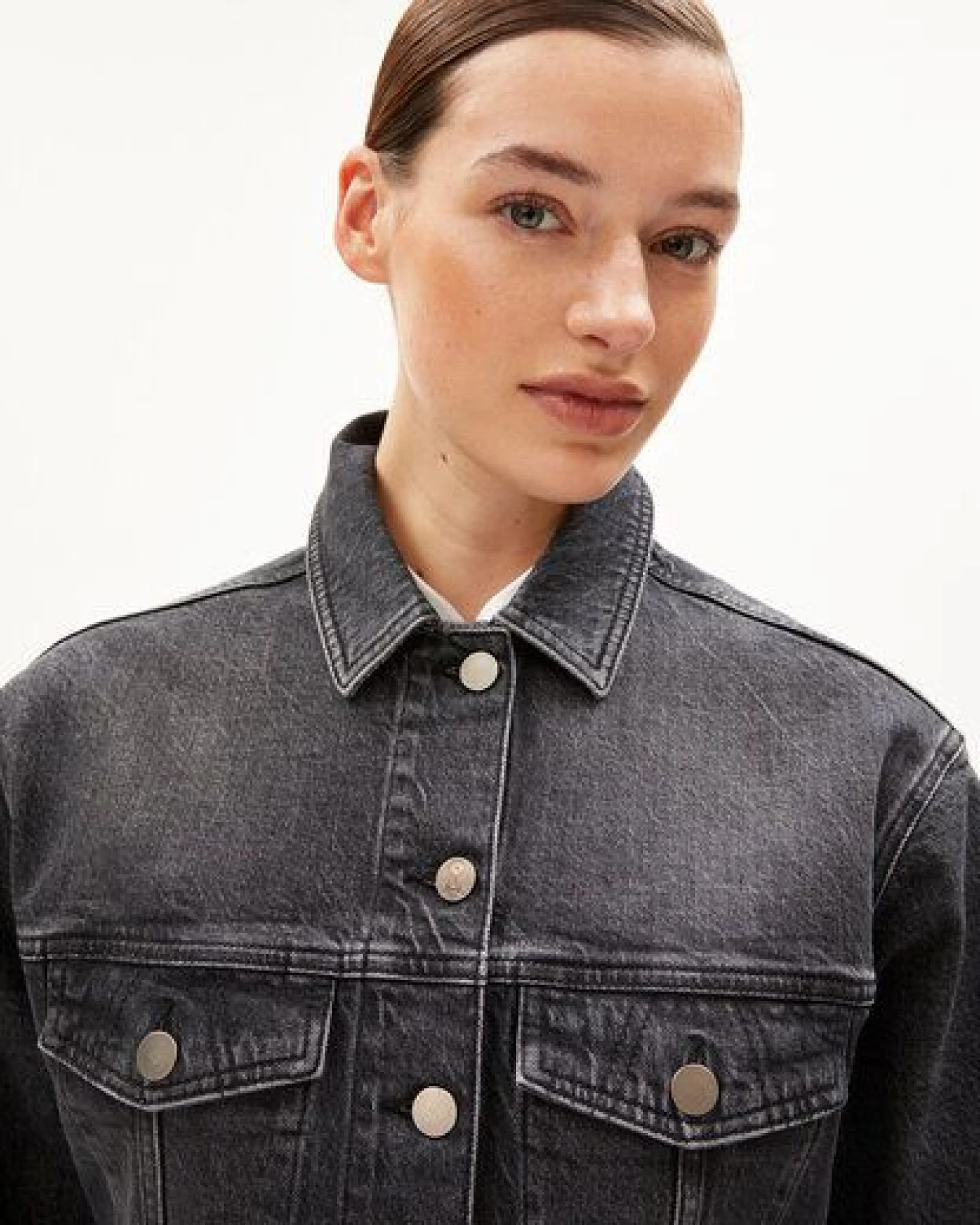 ARMEDANGELS DENSIAA Damen Jeansjacke Oversized Fit aus Bio-Baumwoll Mix – Ansicht 3