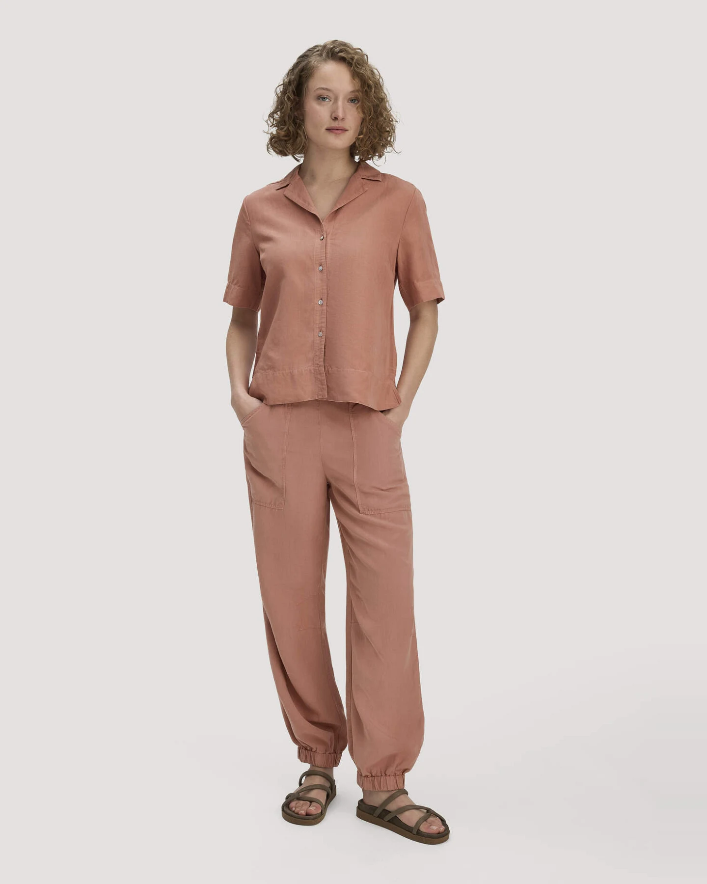 hessnatur Damen Bluse Relaxed aus TENCEL™ Lyocell mit Leinen - rosa - Größe 38 – Ansicht 2