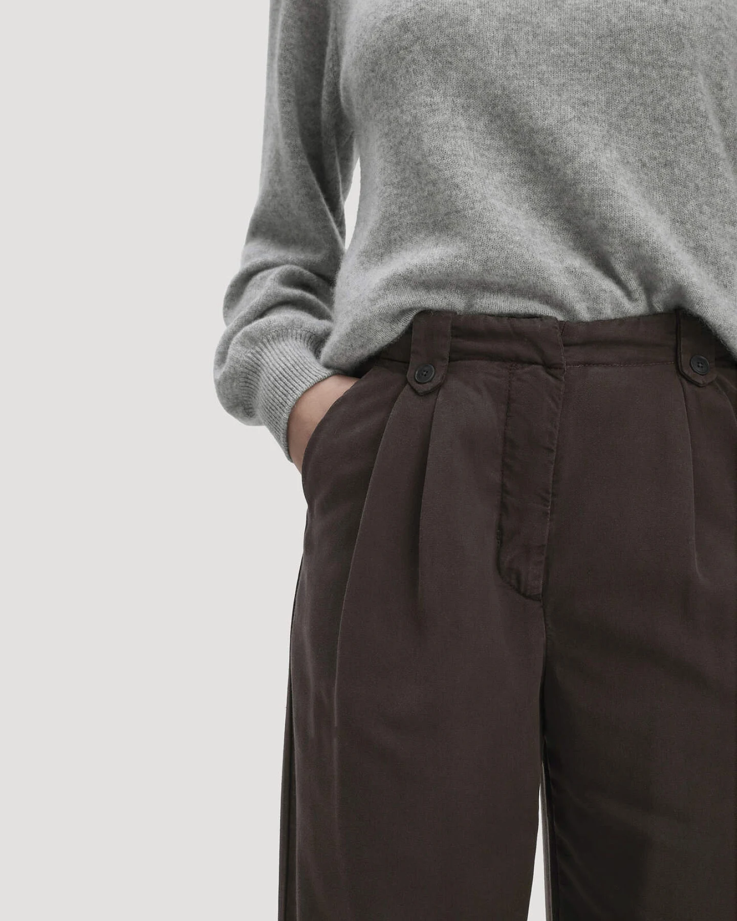 hessnatur Damen Bundfalten Hose Wide Leg aus TENCEL™ Lyocell - braun - Größe 38 – Ansicht 3