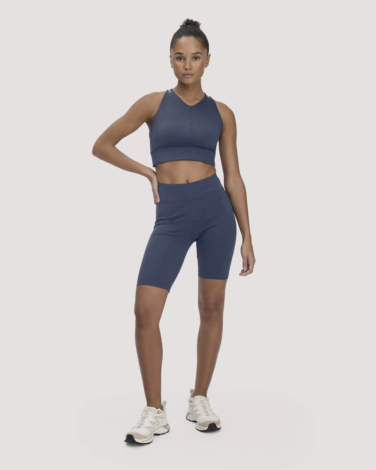 hessnatur Loungewear Bustier ACTIVE COMFORT aus Bio-Baumwolle - blau - Größe 38 – Ansicht 2