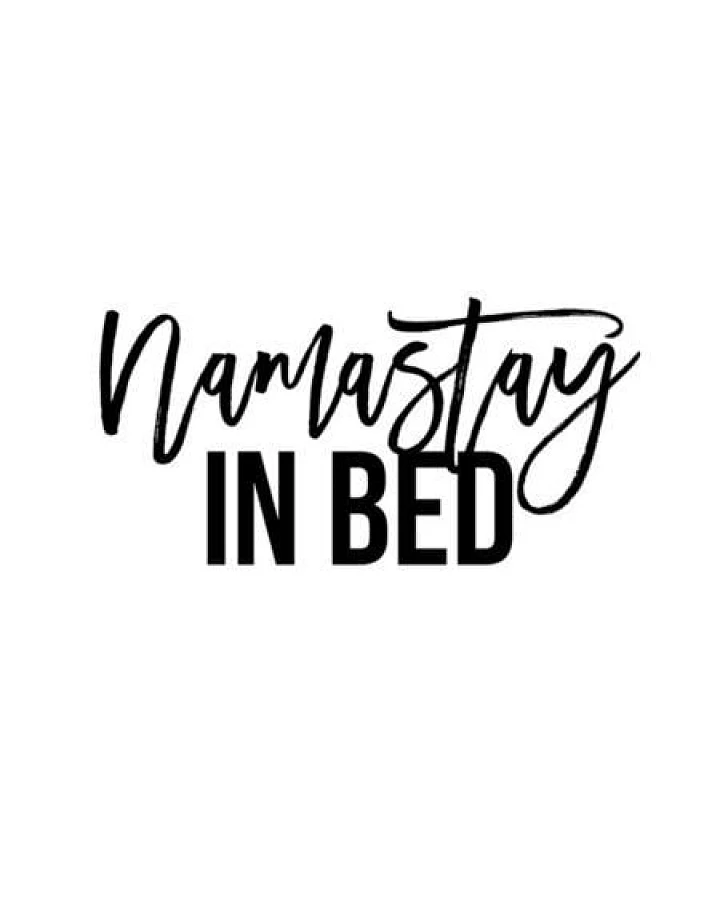 Photocircle Poster / Leinwandbild - Namastay in Bed No7