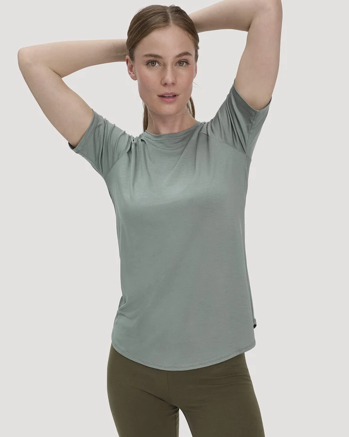 hessnatur Loungewear T-Shirt Regular ACTIVE COMFORT aus TENCEL™ Lyocell - grün - Größe 34