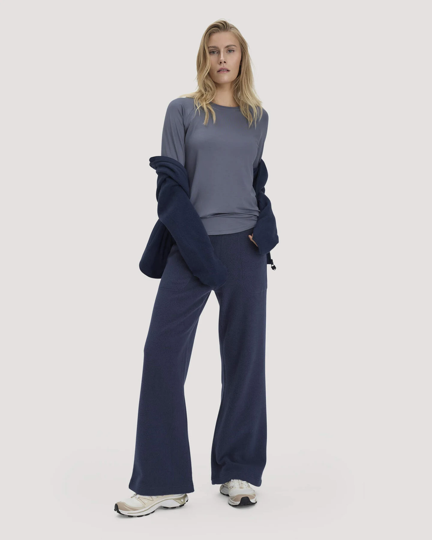 hessnatur Loungewear Longsleeve Regular ACTIVE COMFORT aus TENCEL™ Lyocell - blau - Größe 34 – Ansicht 2