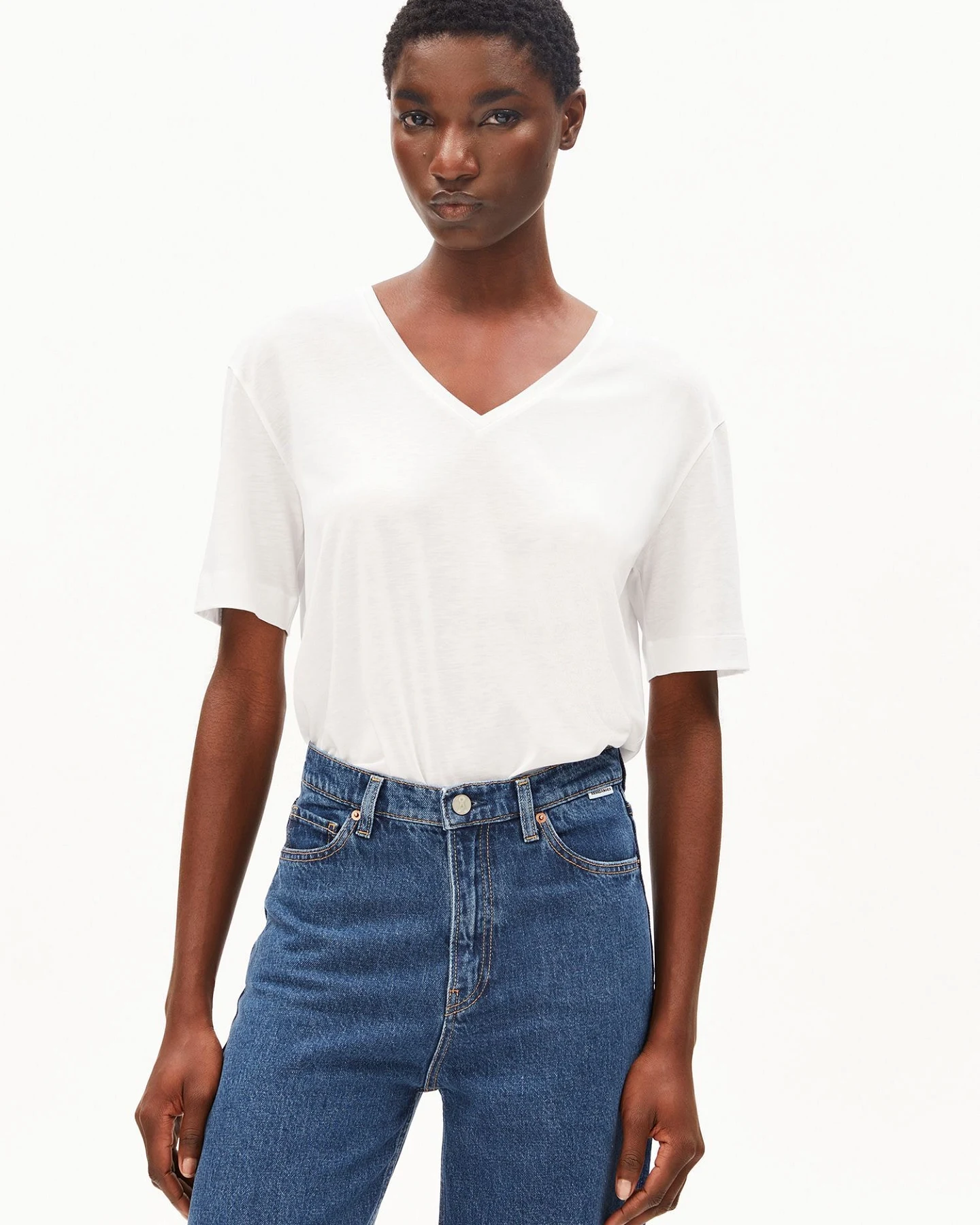 ARMEDANGELS T-Shirt V-NECK – Ansicht 2