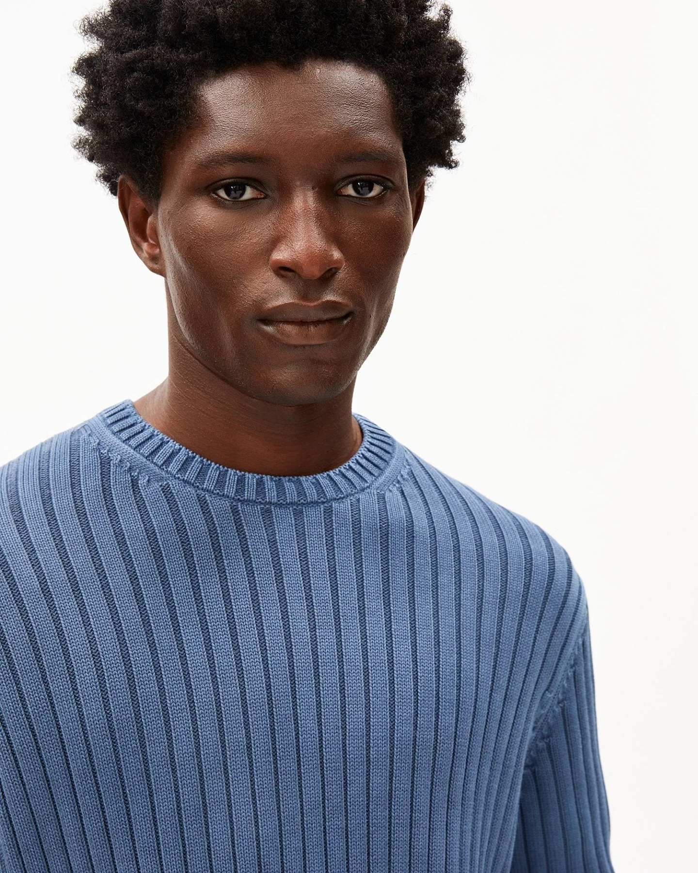 ARMEDANGELS Strickpullover PIGMENT DYE RIB – Ansicht 4