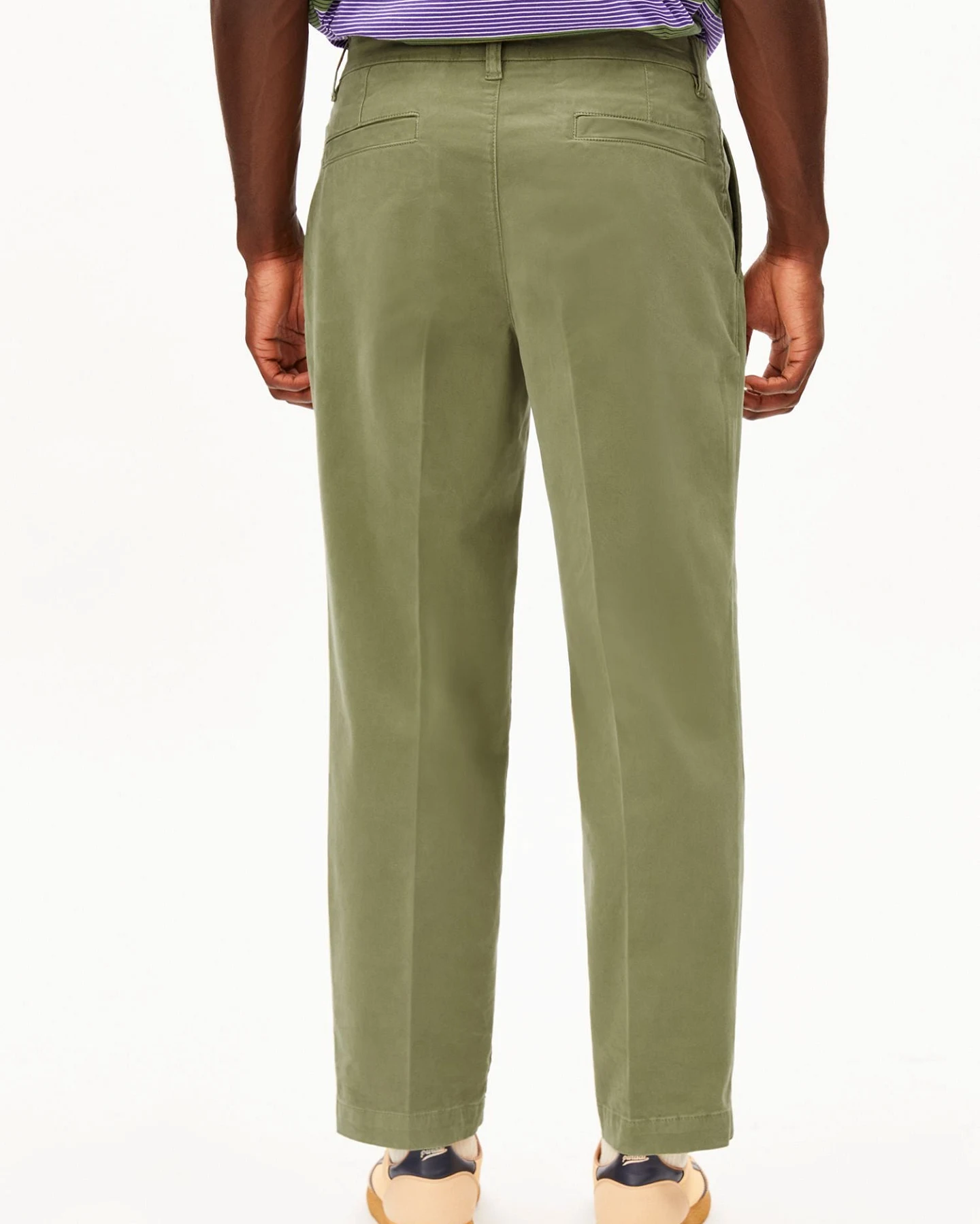 ARMEDANGELS Chinohose TAAMIR PLEATED – Ansicht 3
