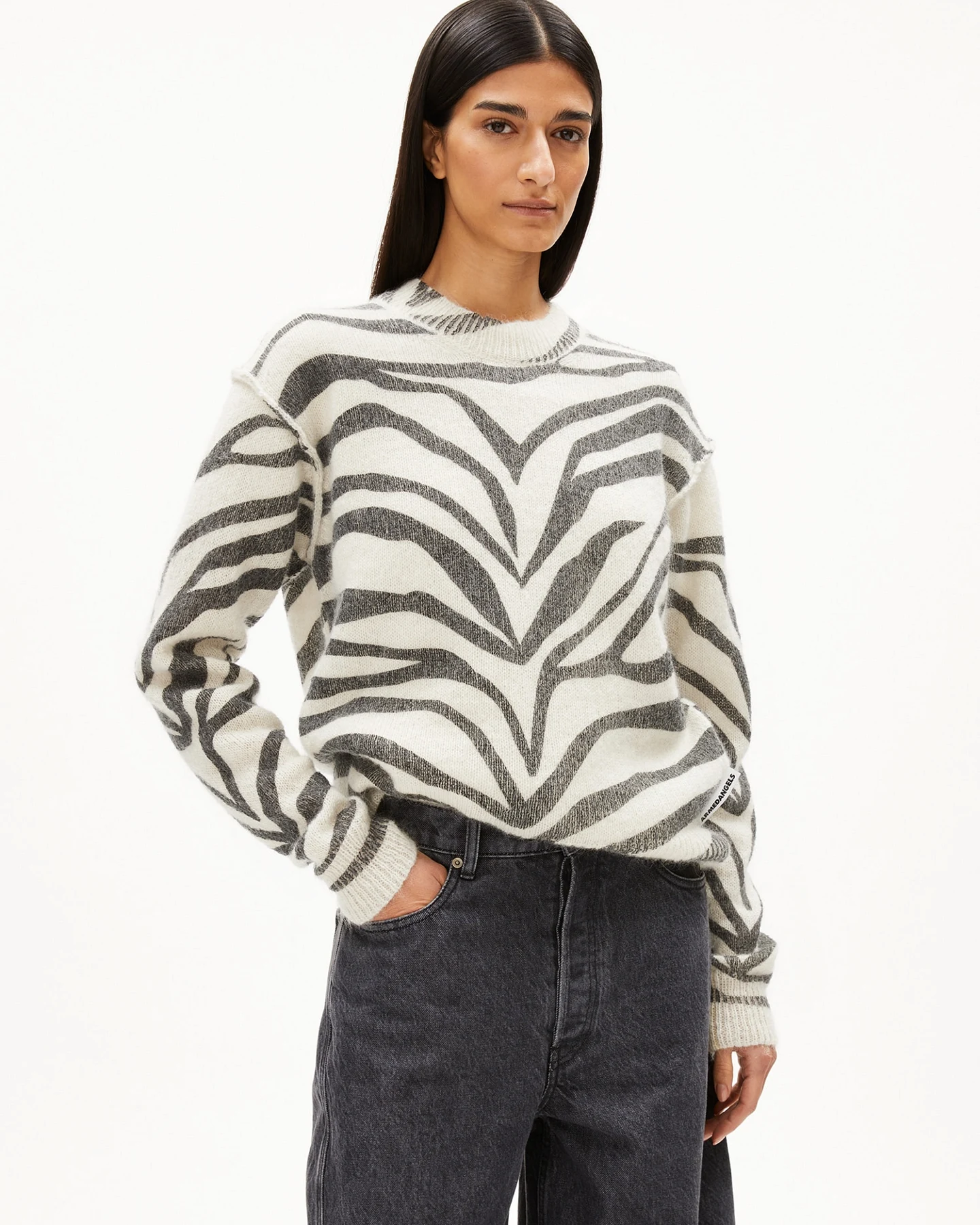 ARMEDANGELS Strickpullover BALBAA PREMIUM ZEBRARAA – Ansicht 2