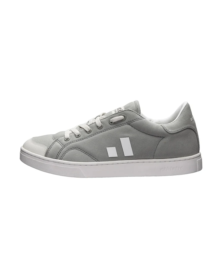 Ethletic Sneaker