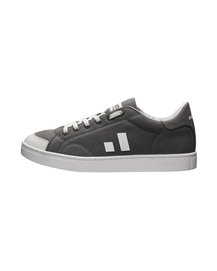Ethletic Sneaker