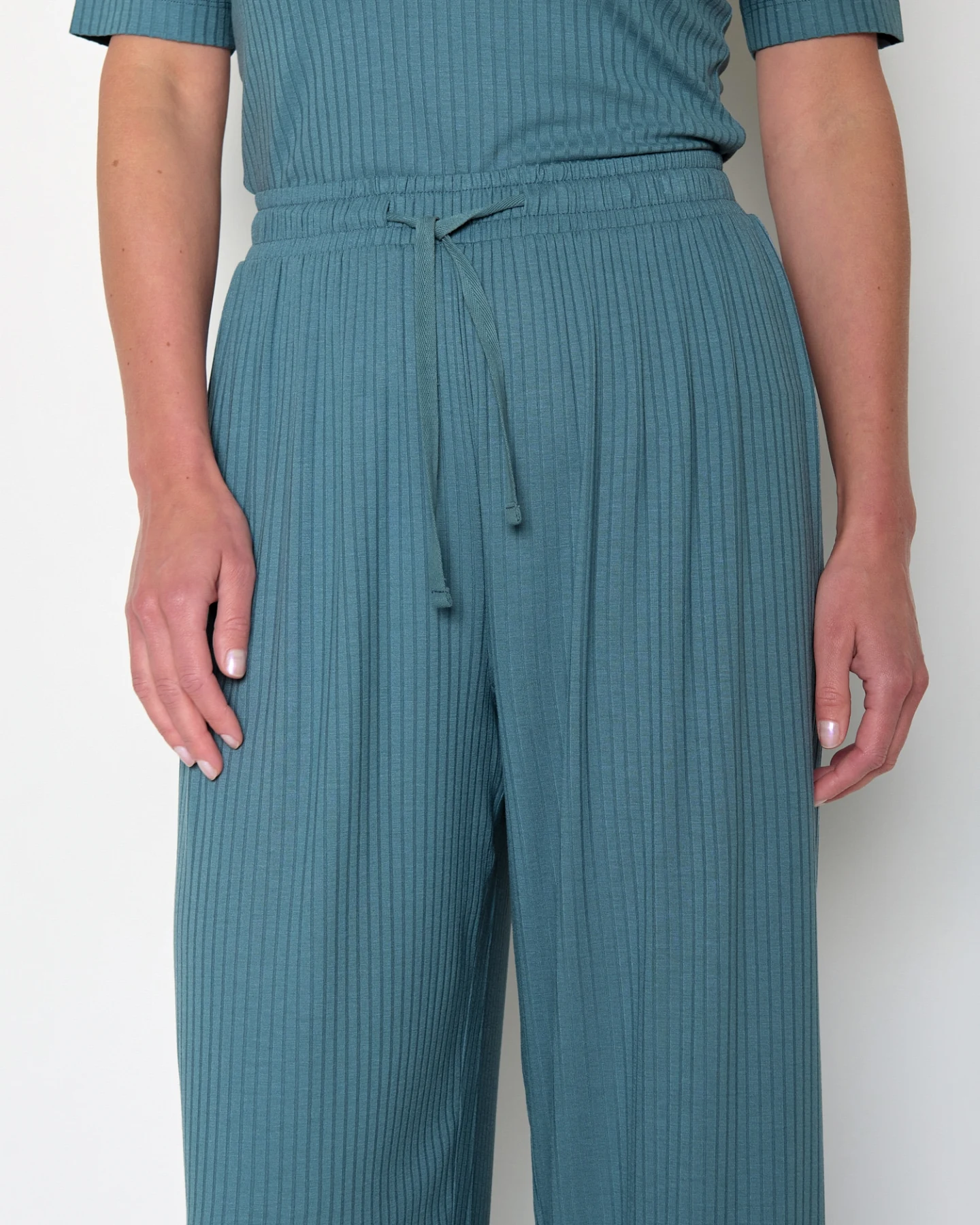 GREENBOMB Hose Mood Basic – Ansicht 3