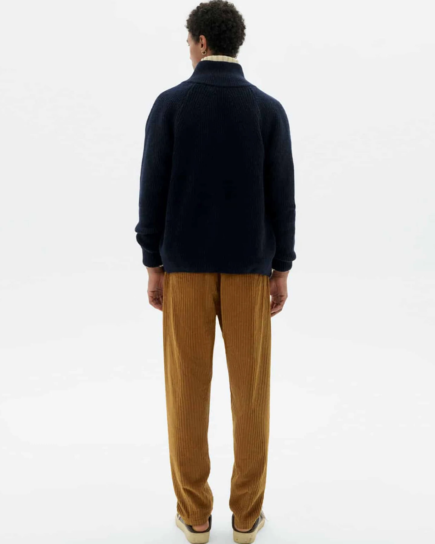 Thinking MU Hose – Ansicht 4