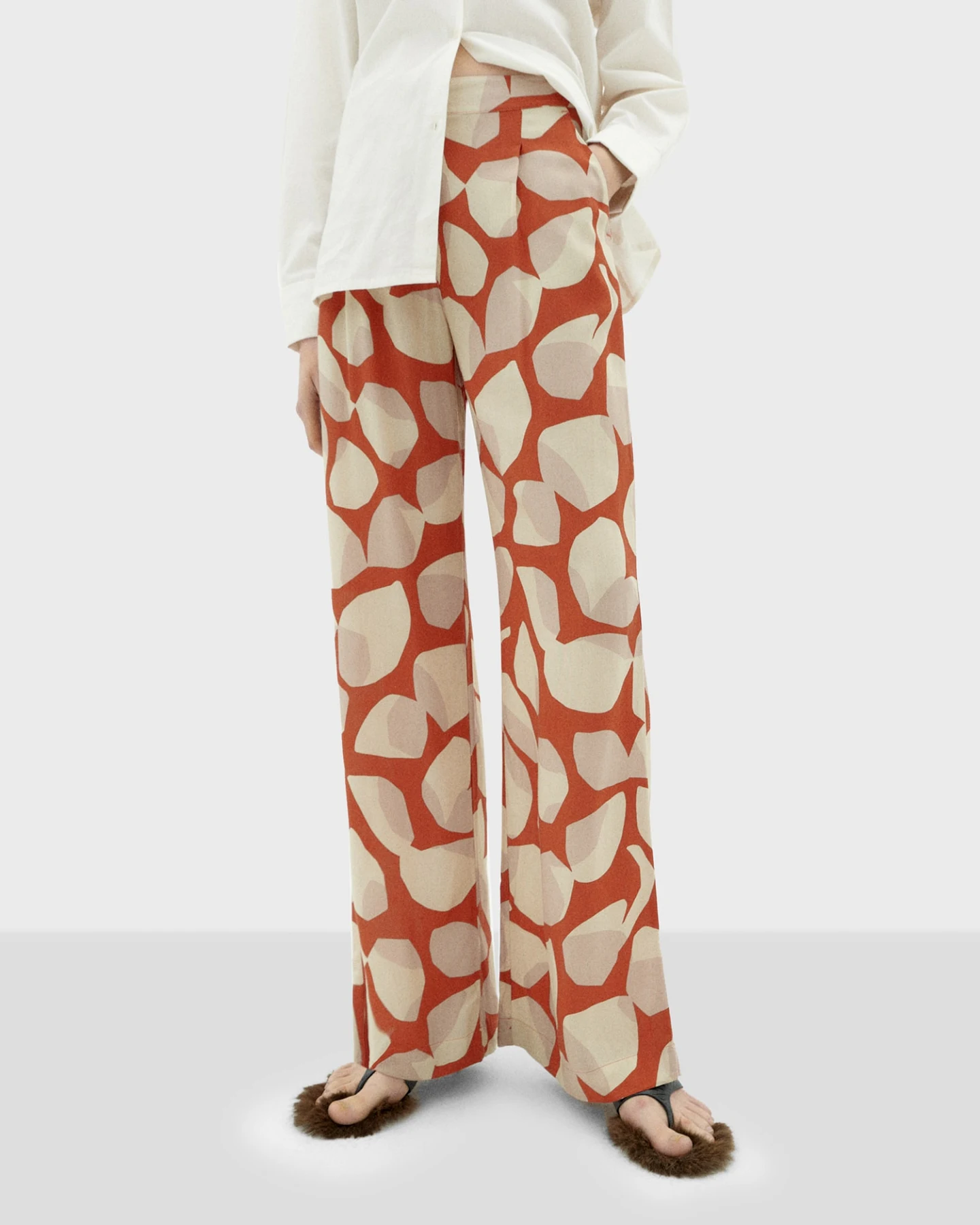 Thinking MU Hose Manolita – Ansicht 2