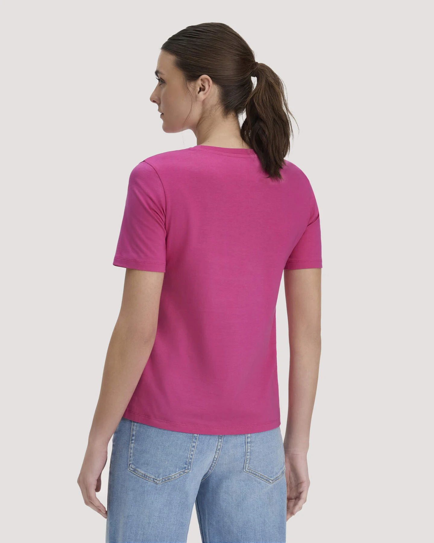 hessnatur Damen T-Shirt Regular aus Regenerative Organic Cotton (ROC) - lila - Größe 44 – Ansicht 3