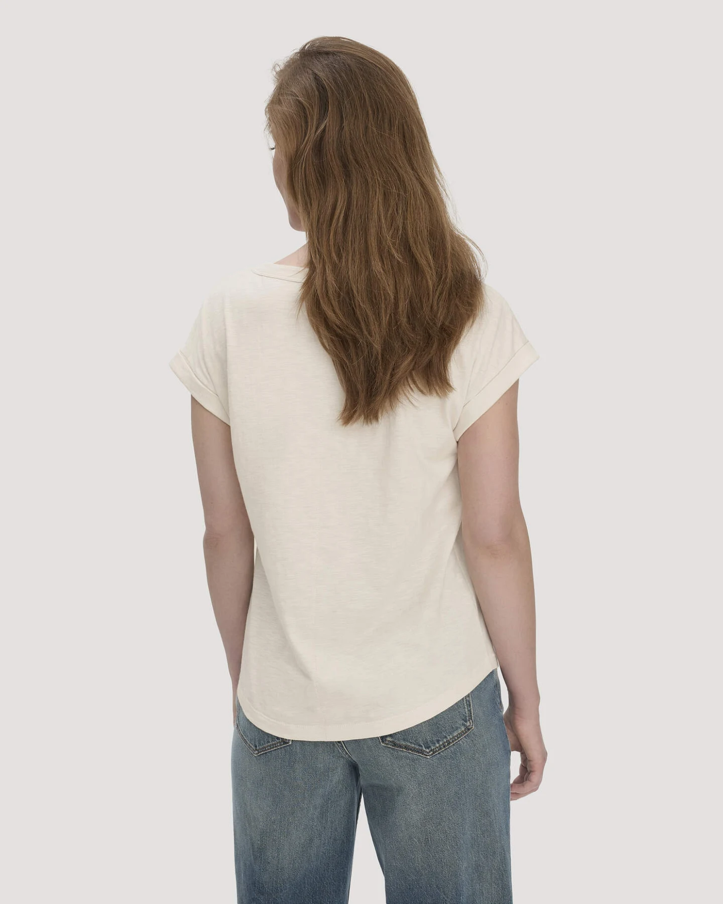hessnatur Damen Light Slub T-Shirt Relaxed aus Bio-Baumwolle - natur - Größe 34 – Ansicht 3