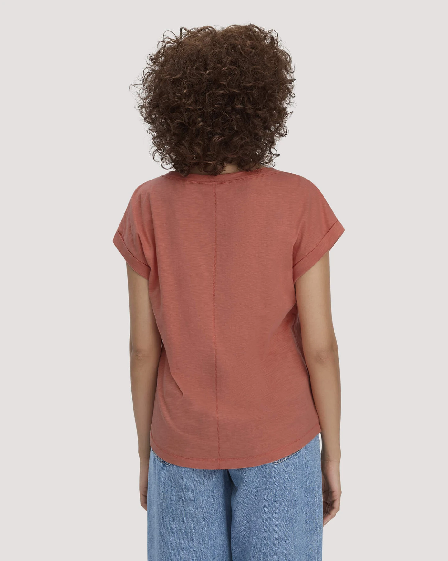 hessnatur Damen Light Slub T-Shirt Relaxed aus Bio-Baumwolle - orange - Größe 38 – Ansicht 3