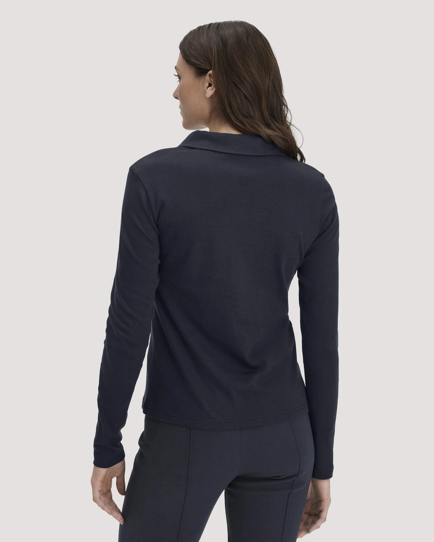 hessnatur Damen Longsleeve Polo Slim aus Bio-Baumwolle - blau - Größe 46 – Ansicht 3