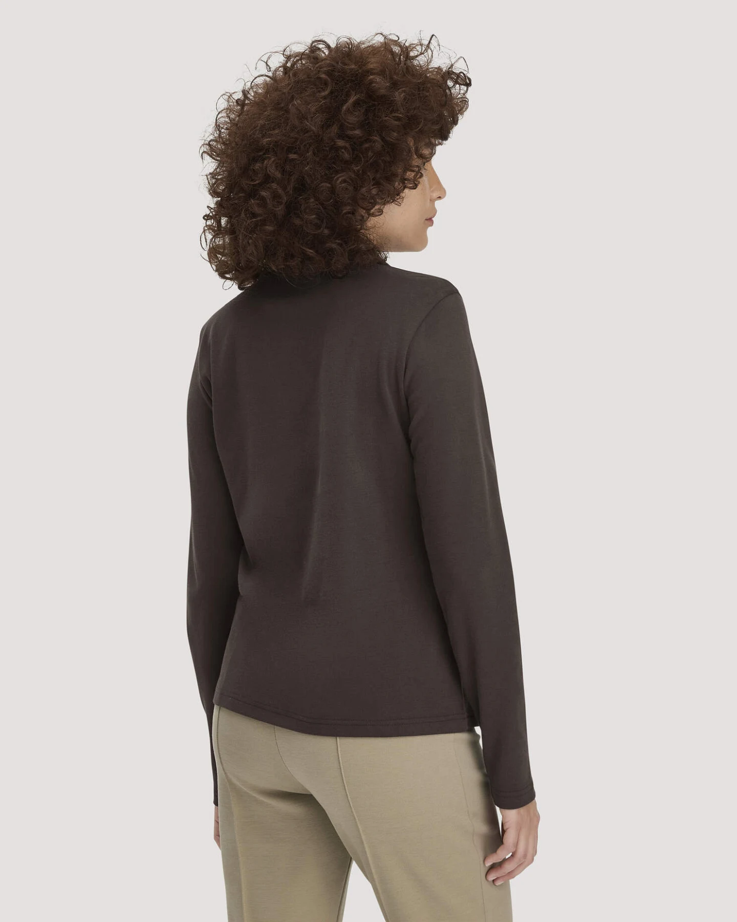hessnatur Damen Longsleeve Polo Slim aus Bio-Baumwolle - braun - Größe 38 – Ansicht 3