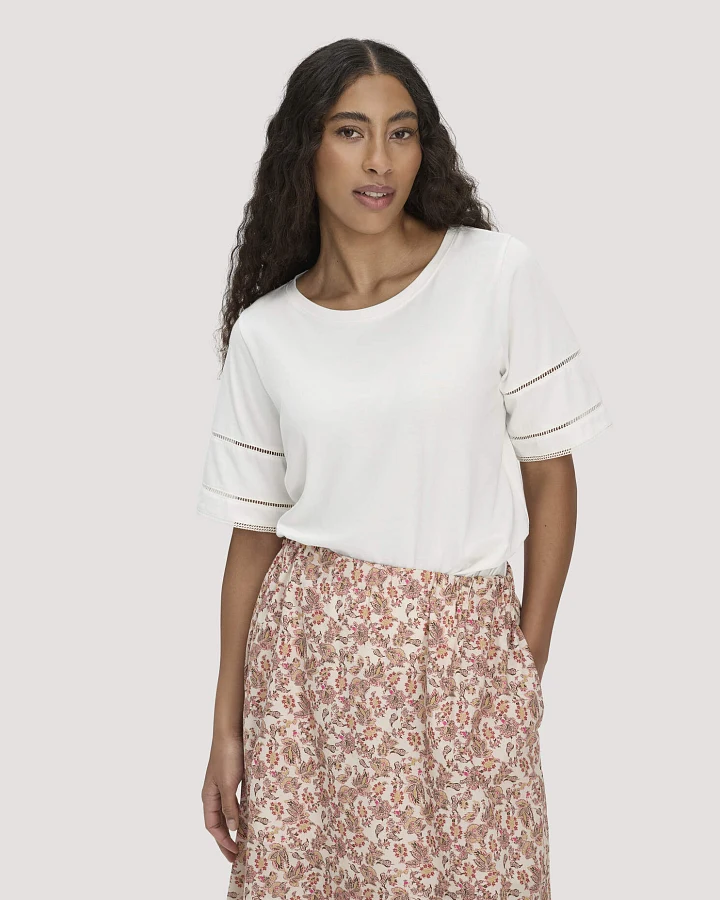 hessnatur Damen Bohemian Lace-T-Shirt Oversize aus Bio-Baumwolle - weiß - Größe L