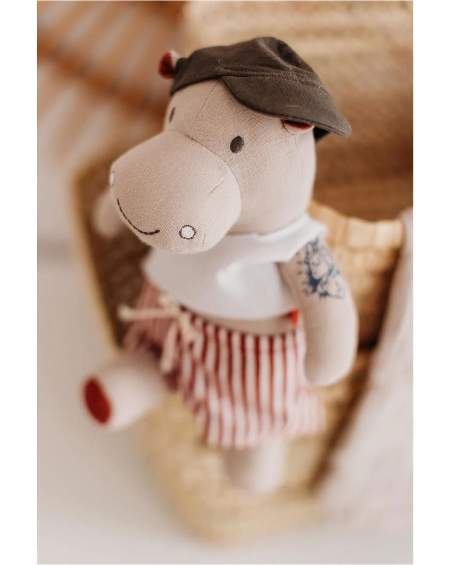 Spieluhr Hippo 30 x 20 x 12 cm – Ansicht 2