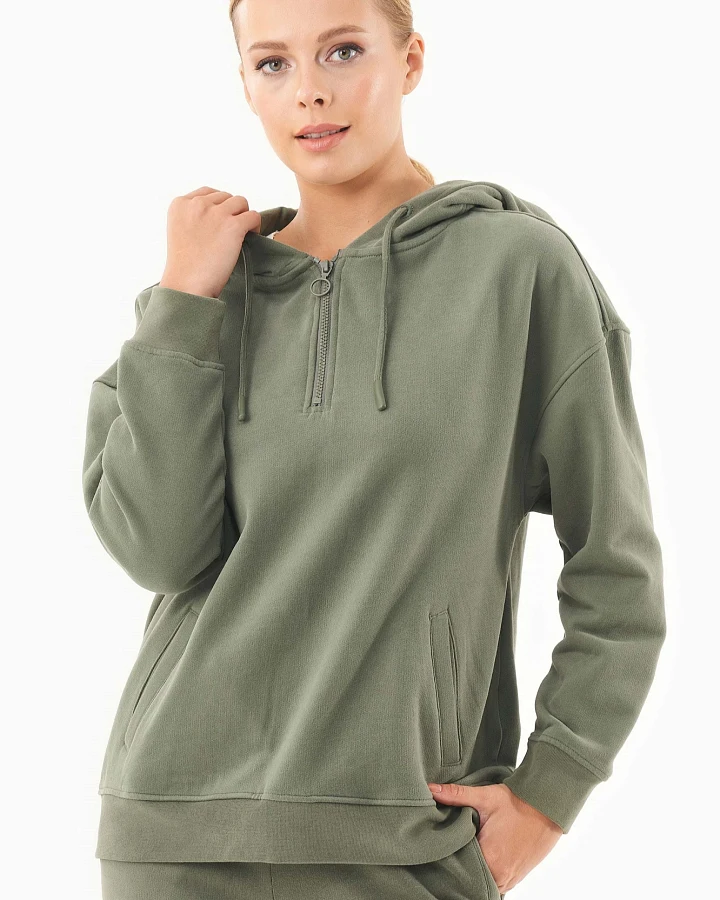 ORGANICATION Damen vegan Sweat Hoodie Bio-Baumwolle Mitteloliv