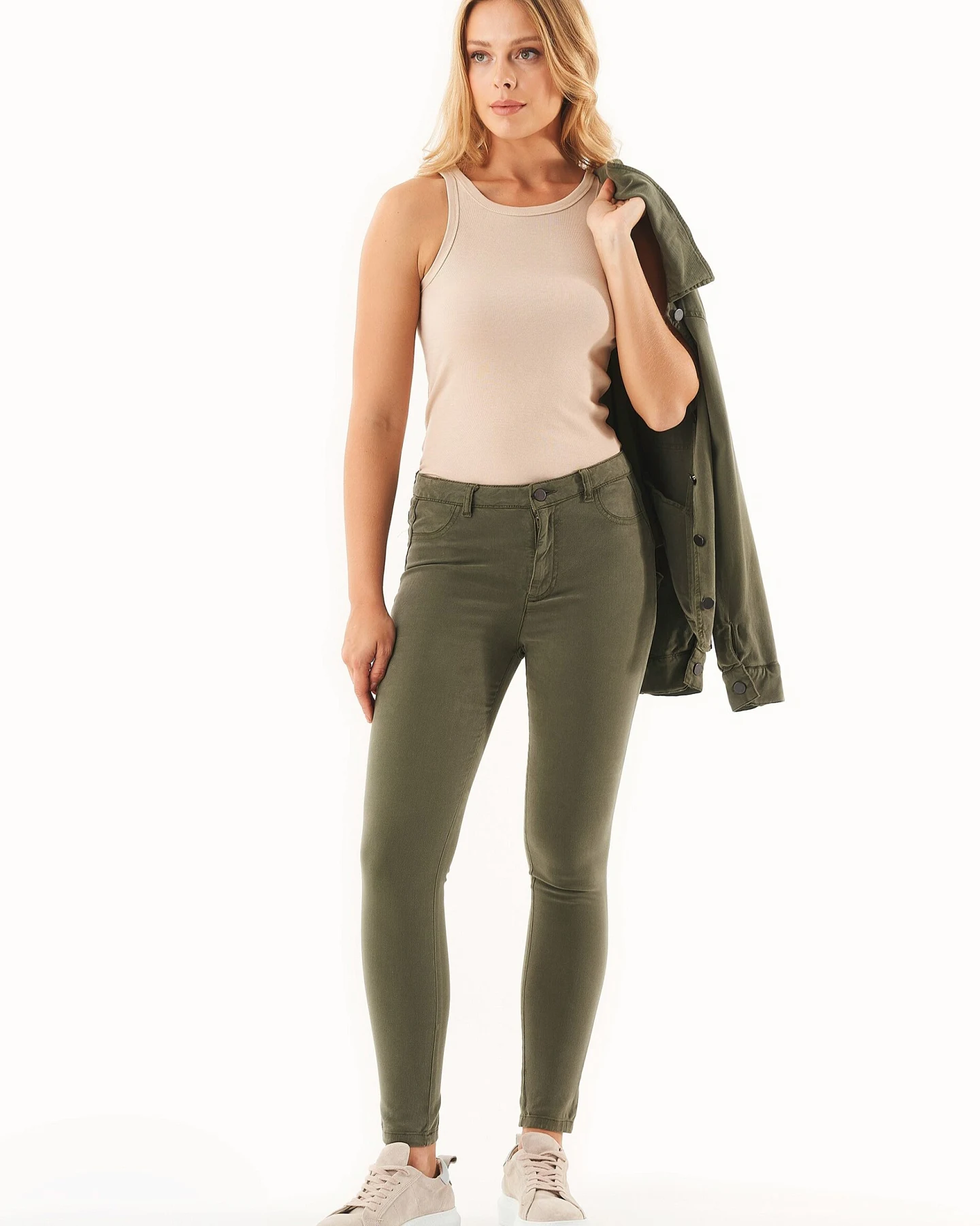 ORGANICATION Damen vegan Hose Tencel Bio-Baumwolle Oliv – Ansicht 2
