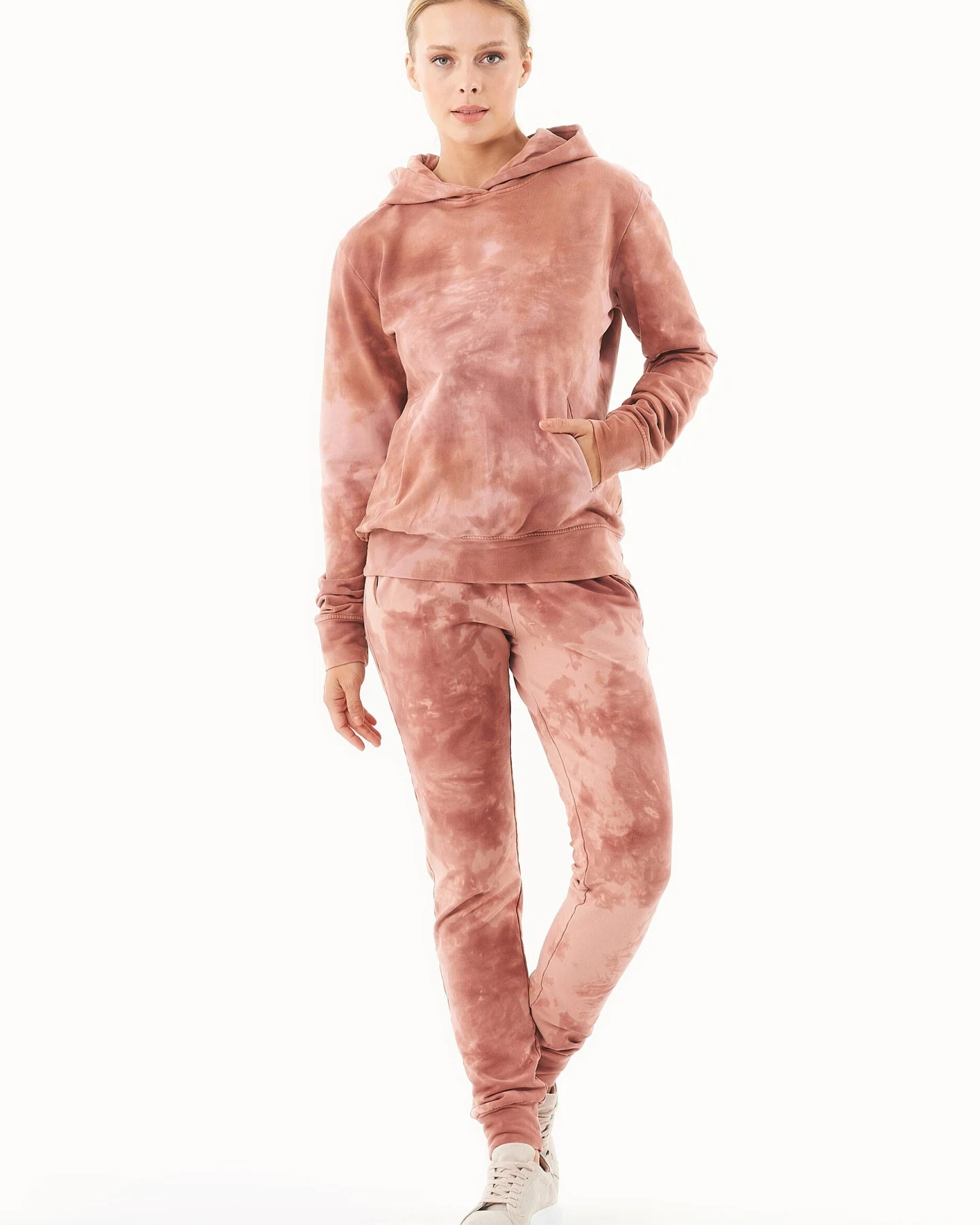 ORGANICATION Damen vegan Batik-Jogginghose Misty Rose – Ansicht 2