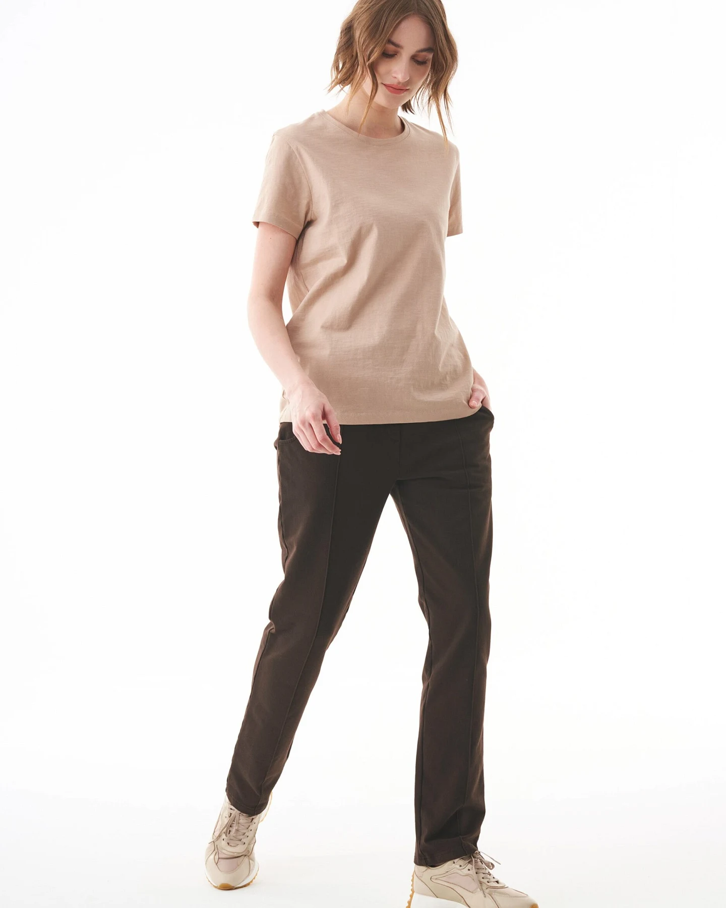 ORGANICATION Damen vegan Jogginghose Bio-Baumwolle Espresso – Ansicht 2