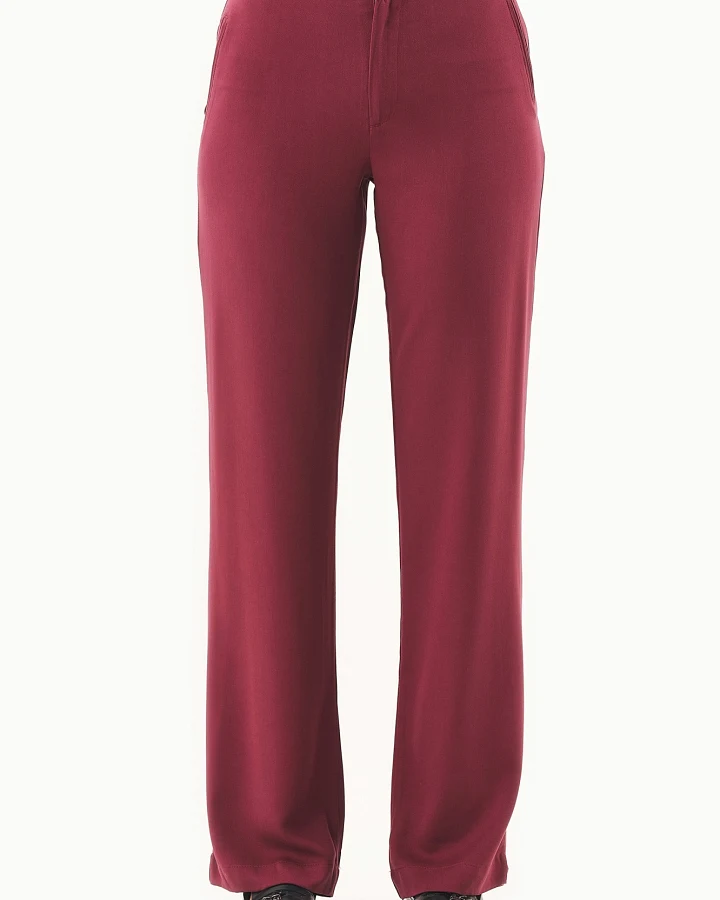 ORGANICATION Damen vegan Hose Ecovero Wein