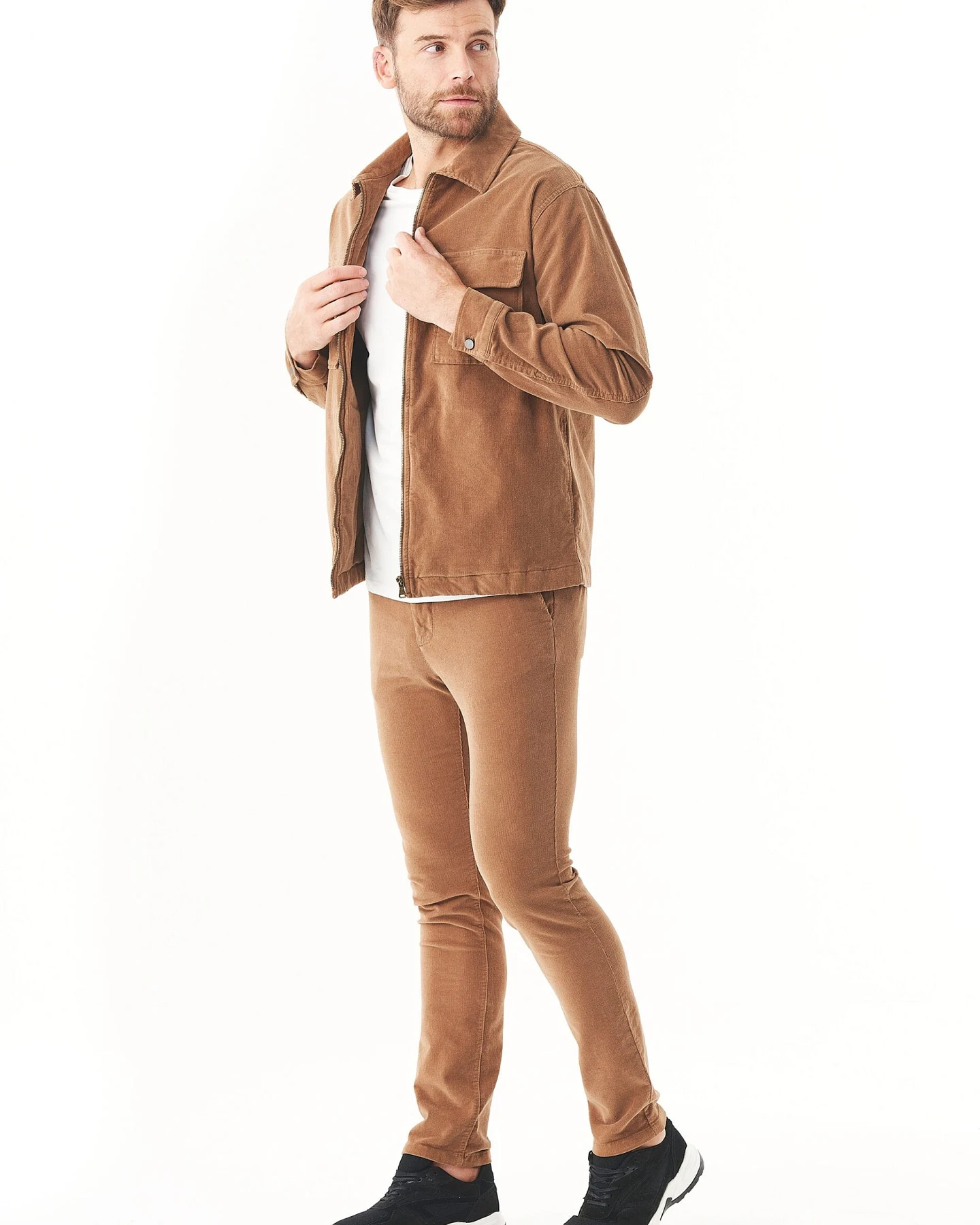 ORGANICATION Herren vegan Kordhose Slim Fit Camel – Ansicht 2