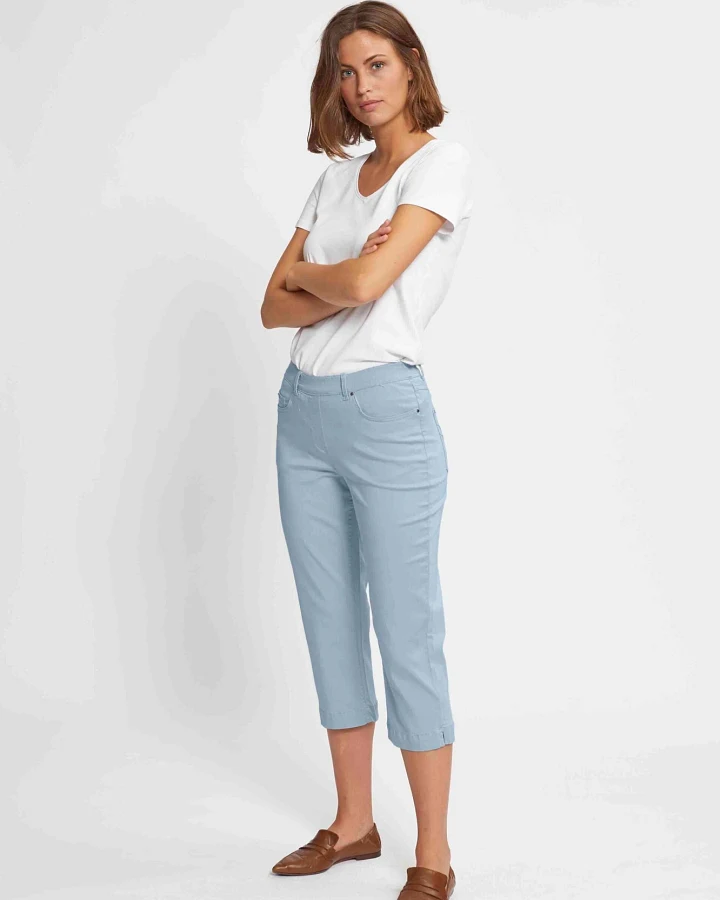 LAURIE Damen vegan Hose Hannah Regular Capri Ml Faded Blue