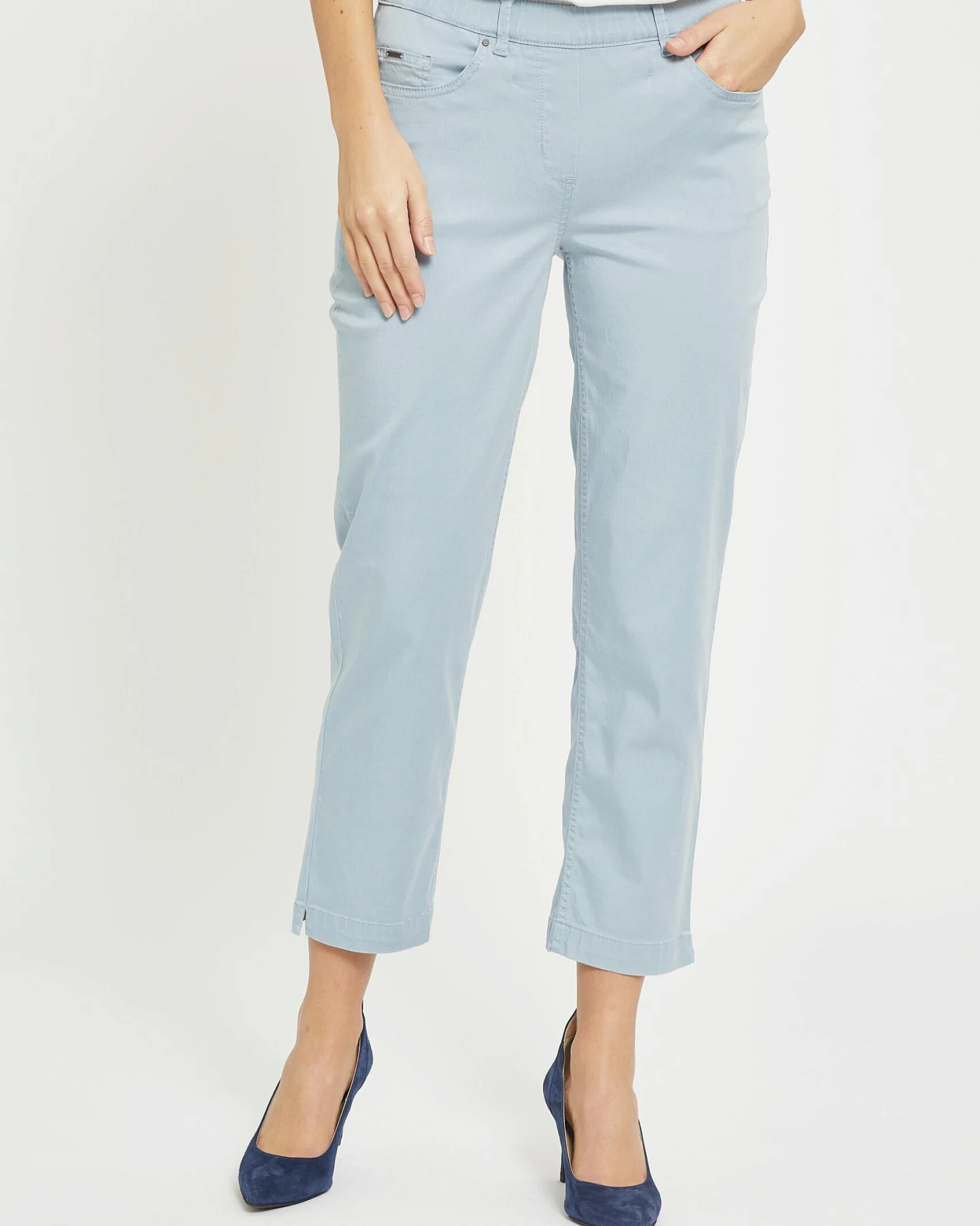 LAURIE Damen vegan Hose Hannah Regular Crop Faded Blau – Ansicht 2