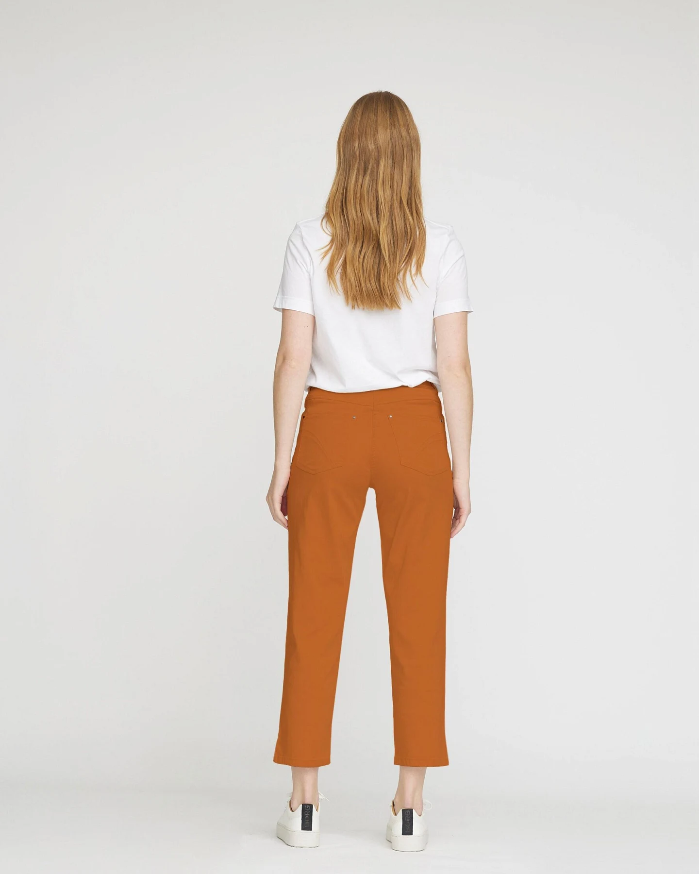 LAURIE Damen vegan Hose Hannah Regular Crop Dark Apricot Orange – Ansicht 2