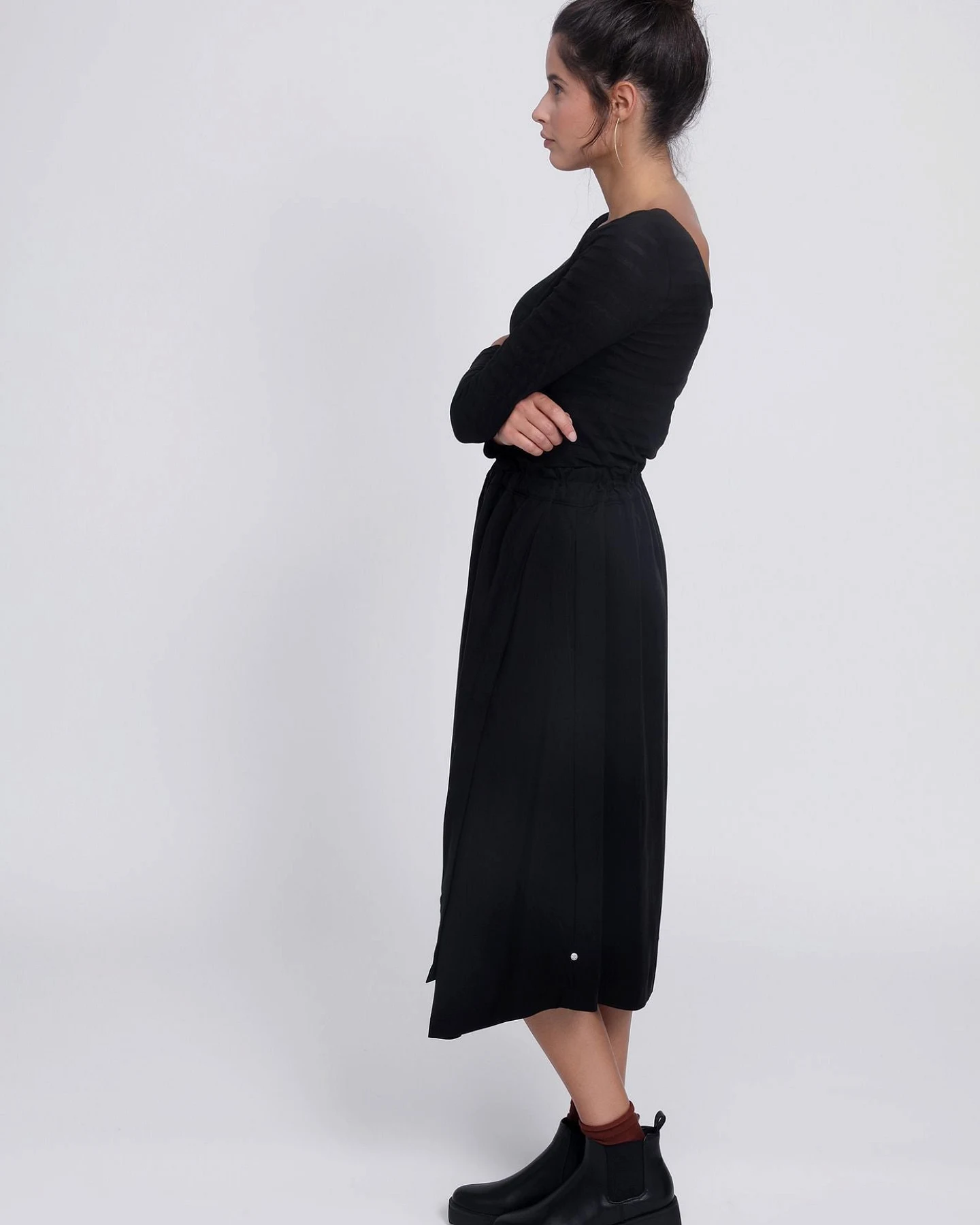 LOVJOI Damen vegan Rock Skorpion Senna Schwarz – Ansicht 2