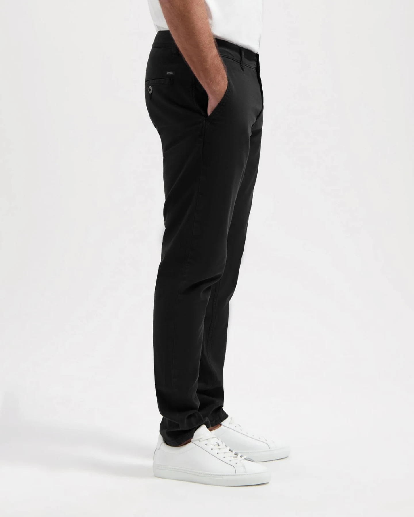 Kuyichi Herren vegan Hose Dexter Schwarz – Ansicht 2