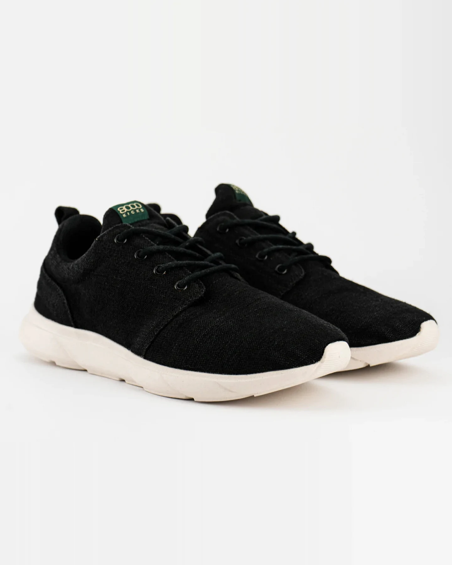 8000kicks EU Herren vegan Sneaker Explorer V2 Schwarz Und Weiß – Ansicht 2