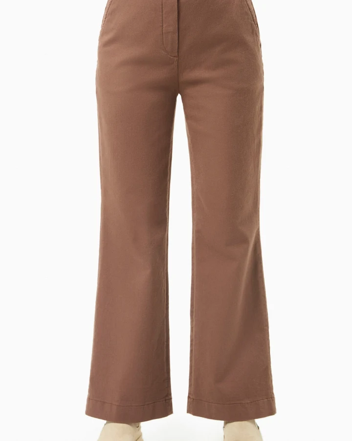 ORGANICATION Damen vegan Hose Kakaobraun