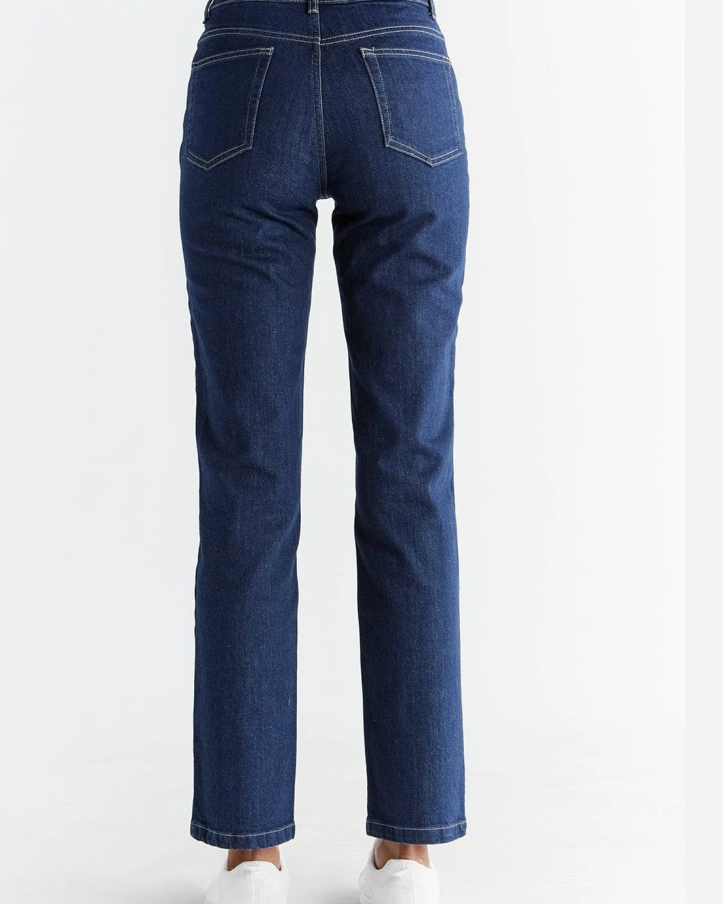 Evermind Damen vegan Jeans Straight Fit Dunkles Schieferblau – Ansicht 2