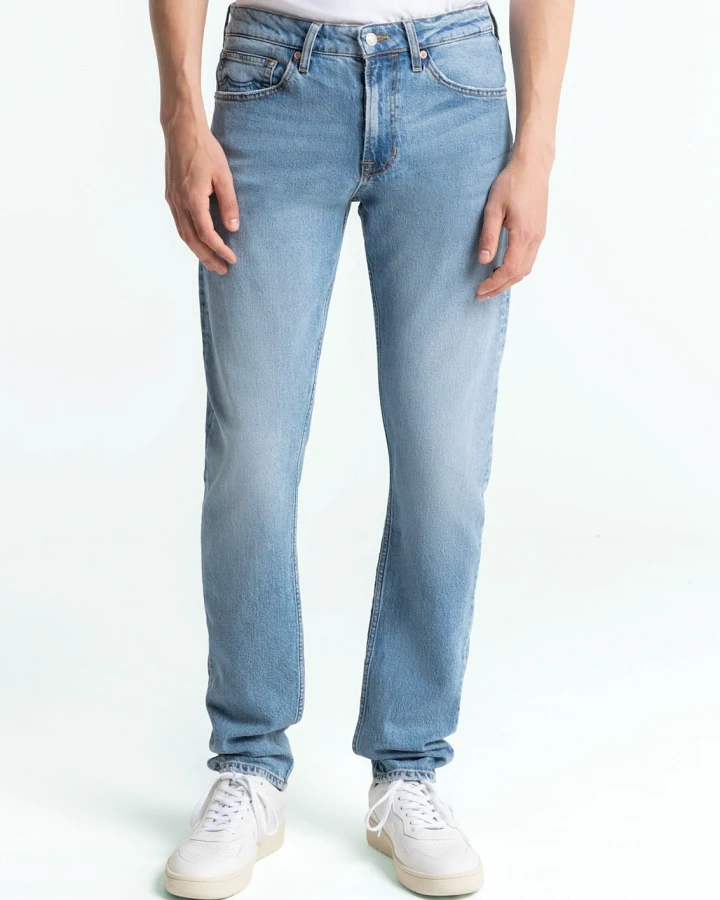 Kings of Indigo Herren vegan Jeans Charles Antonie Tiefes Königsblau