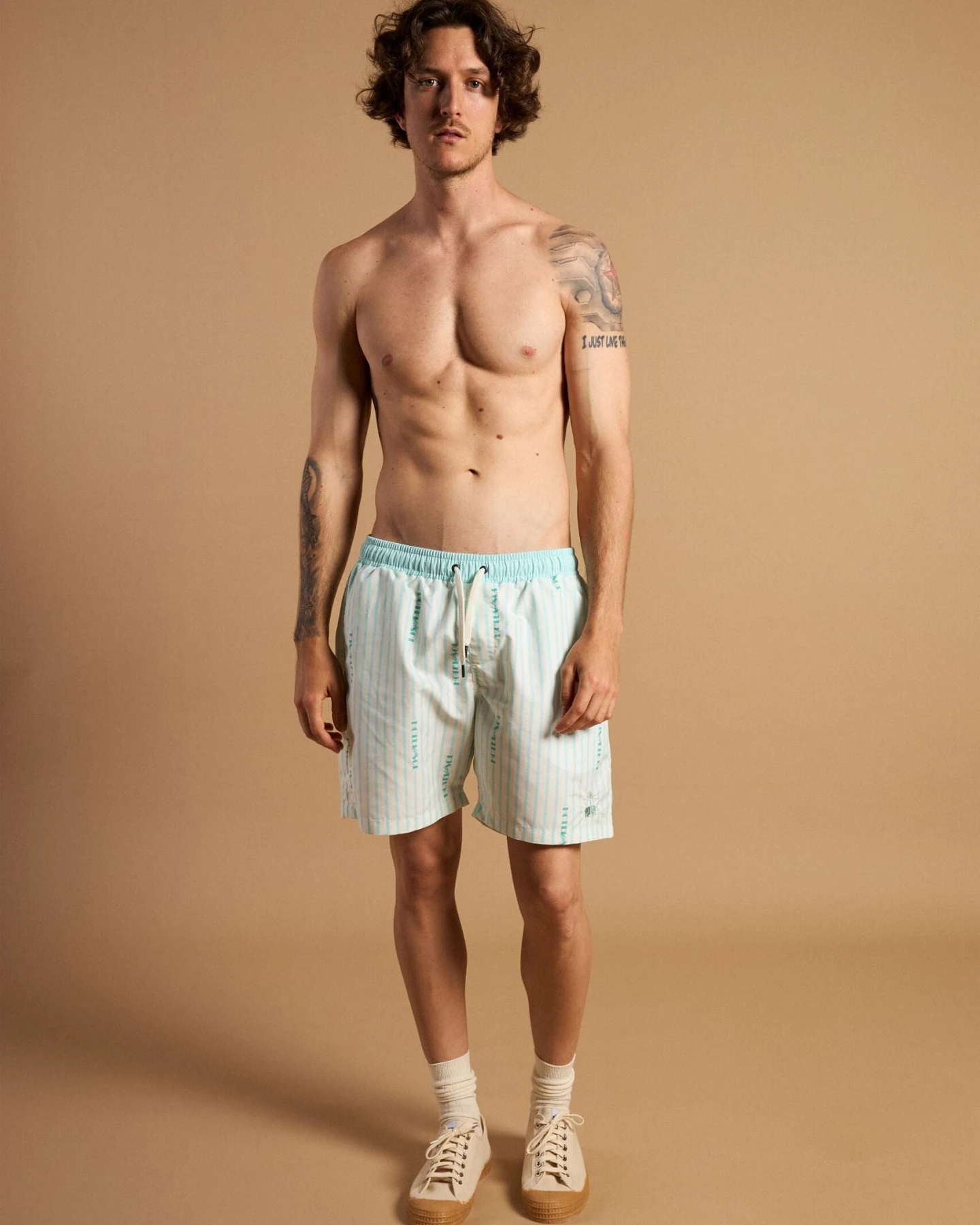Trendsplant Herren vegan Badeshorts Trendsplant X Antonyo Marest Hotel Del Sol Foam Weiß – Ansicht 2
