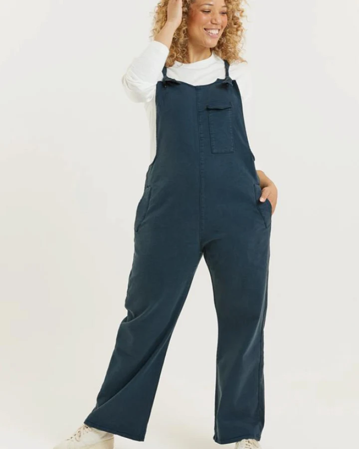 Flax and Loom Damen vegan Latzhose Lou Barker Navy