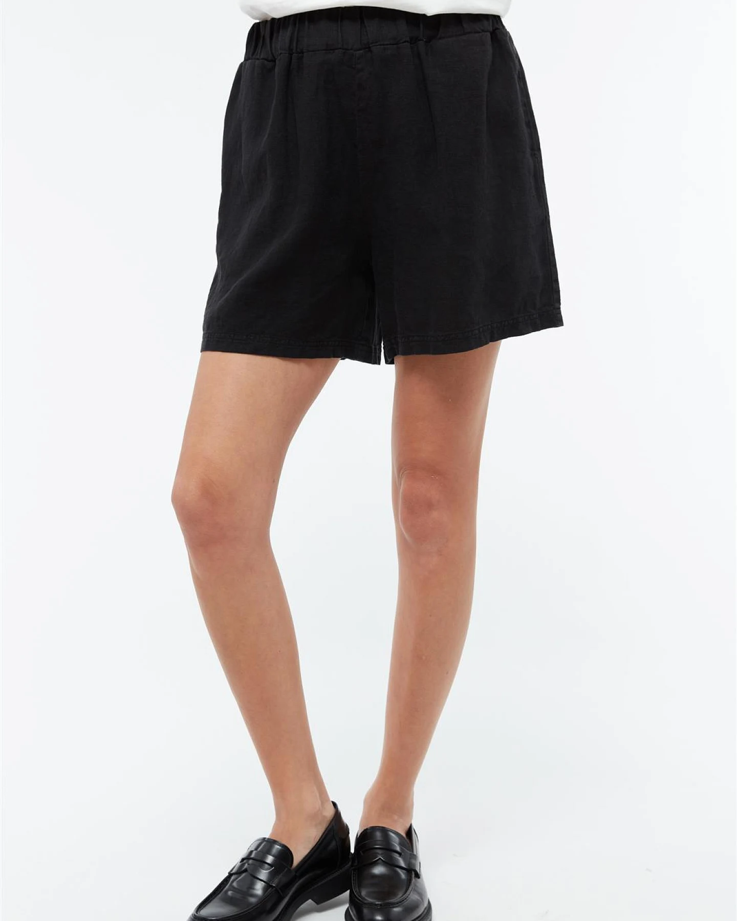 Givn Damen vegan Shorts Clementine Schwarz – Ansicht 2