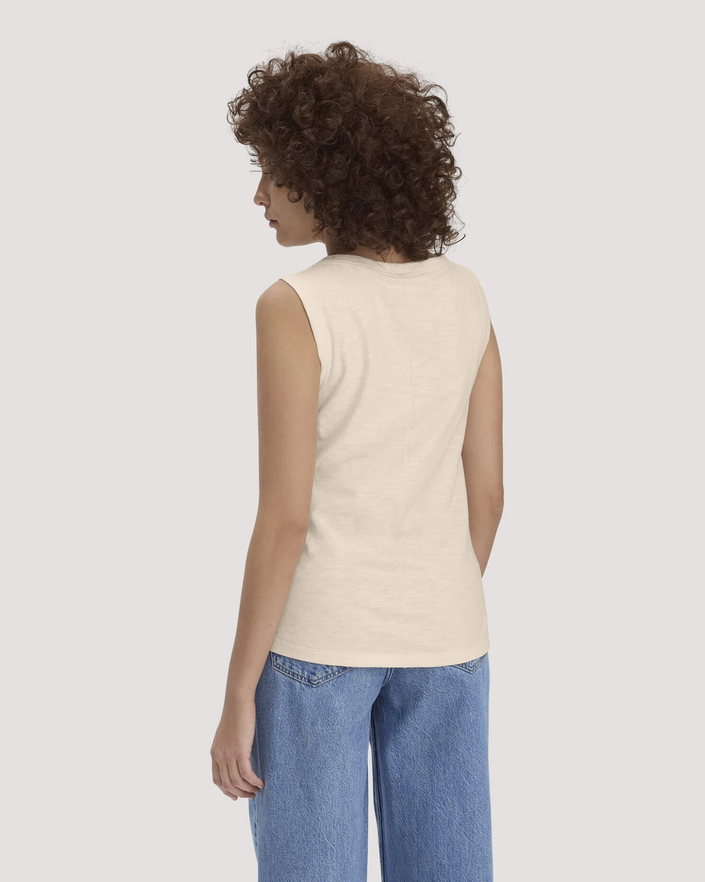 hessnatur Damen Light Slub Jersey Top Regular aus Bio-Baumwolle - natur - Größe 38 – Ansicht 3