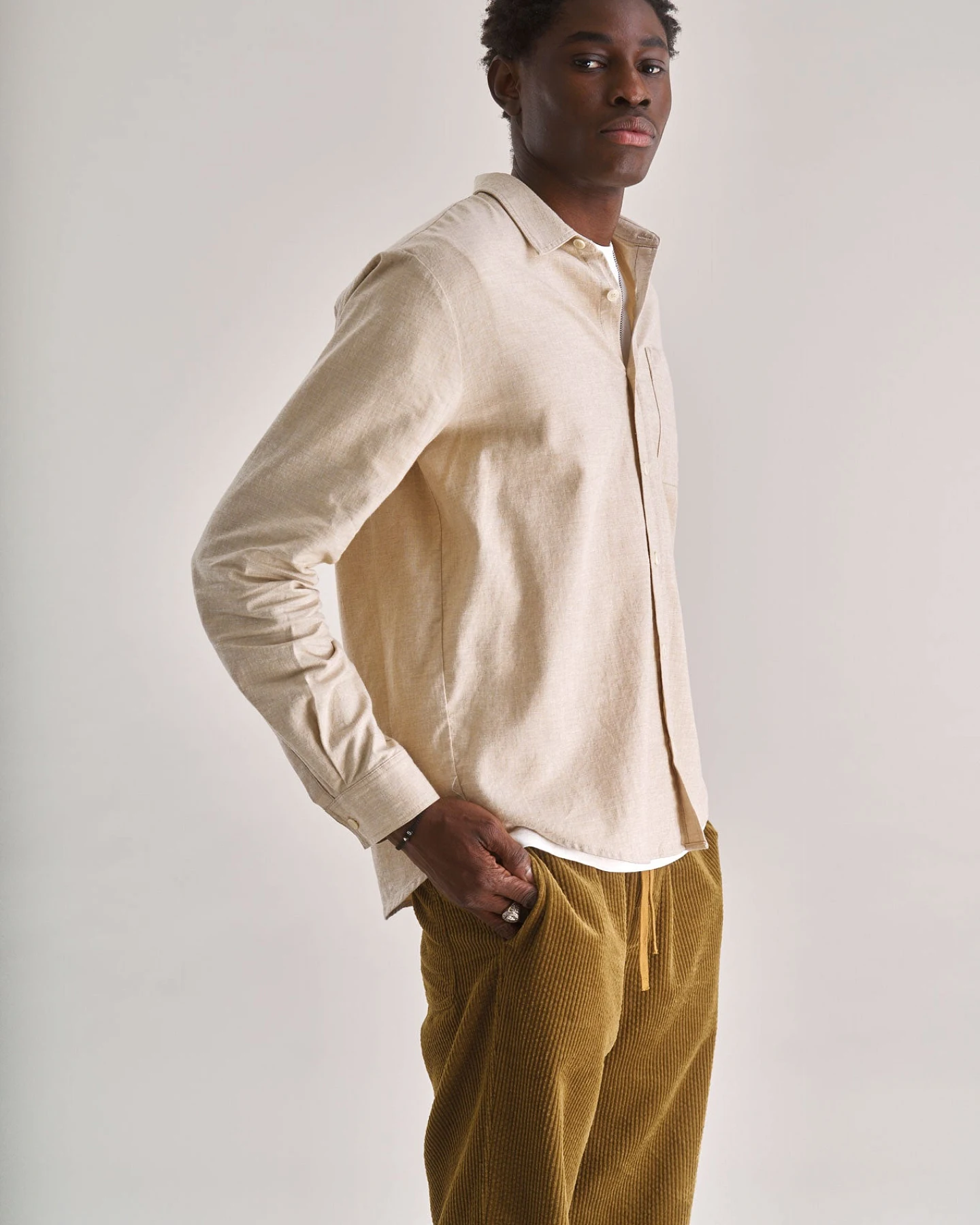 KOMODO Herren vegan Shirt Spectre Sand – Ansicht 2