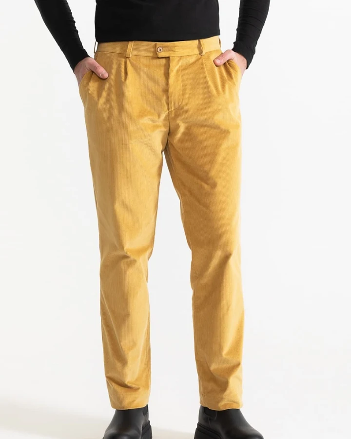De IONESCU Herren vegan Hose Dacian Corduroy Golden