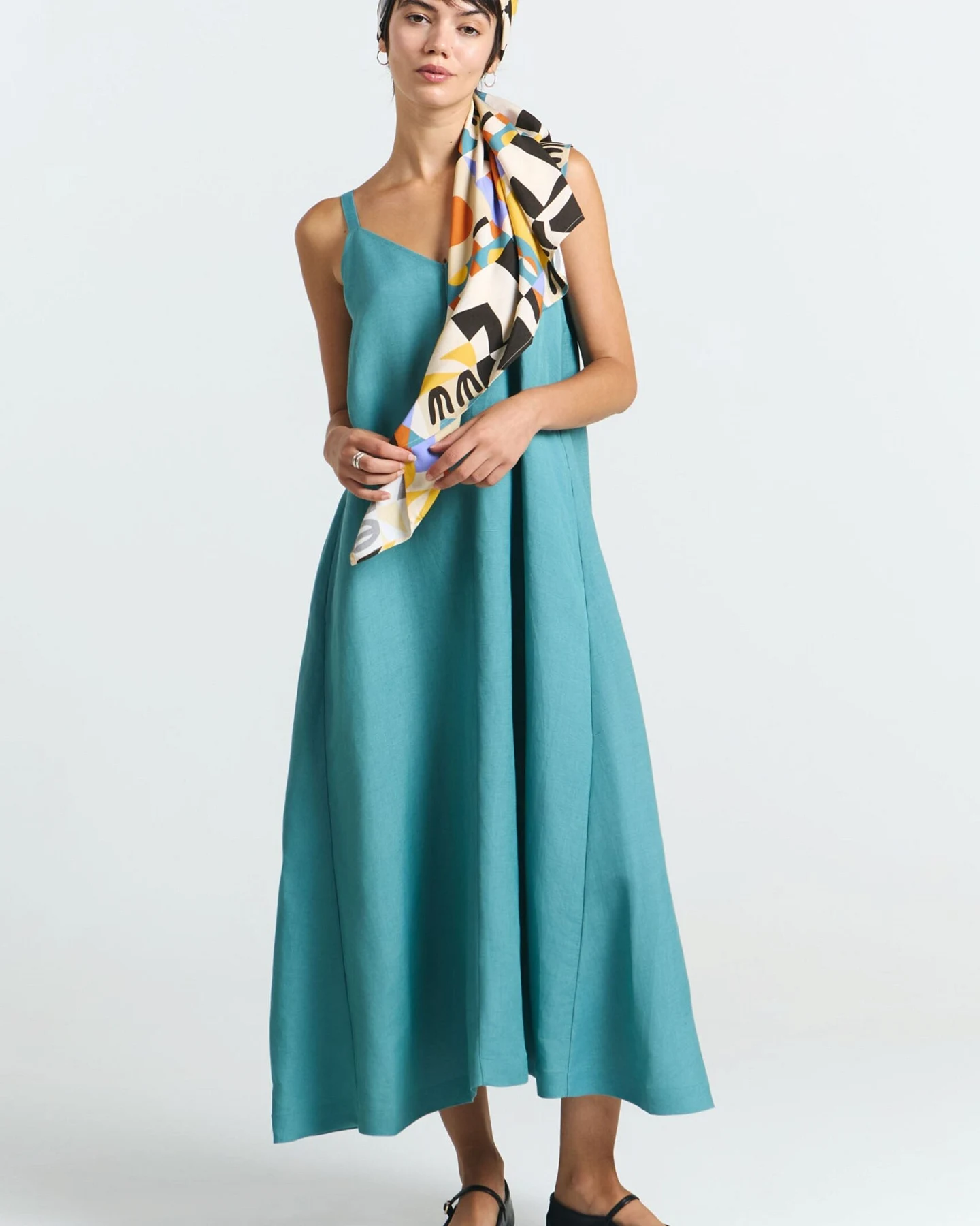 SUITE13LAB Damen vegan Kleid Nagua Blau – Ansicht 2
