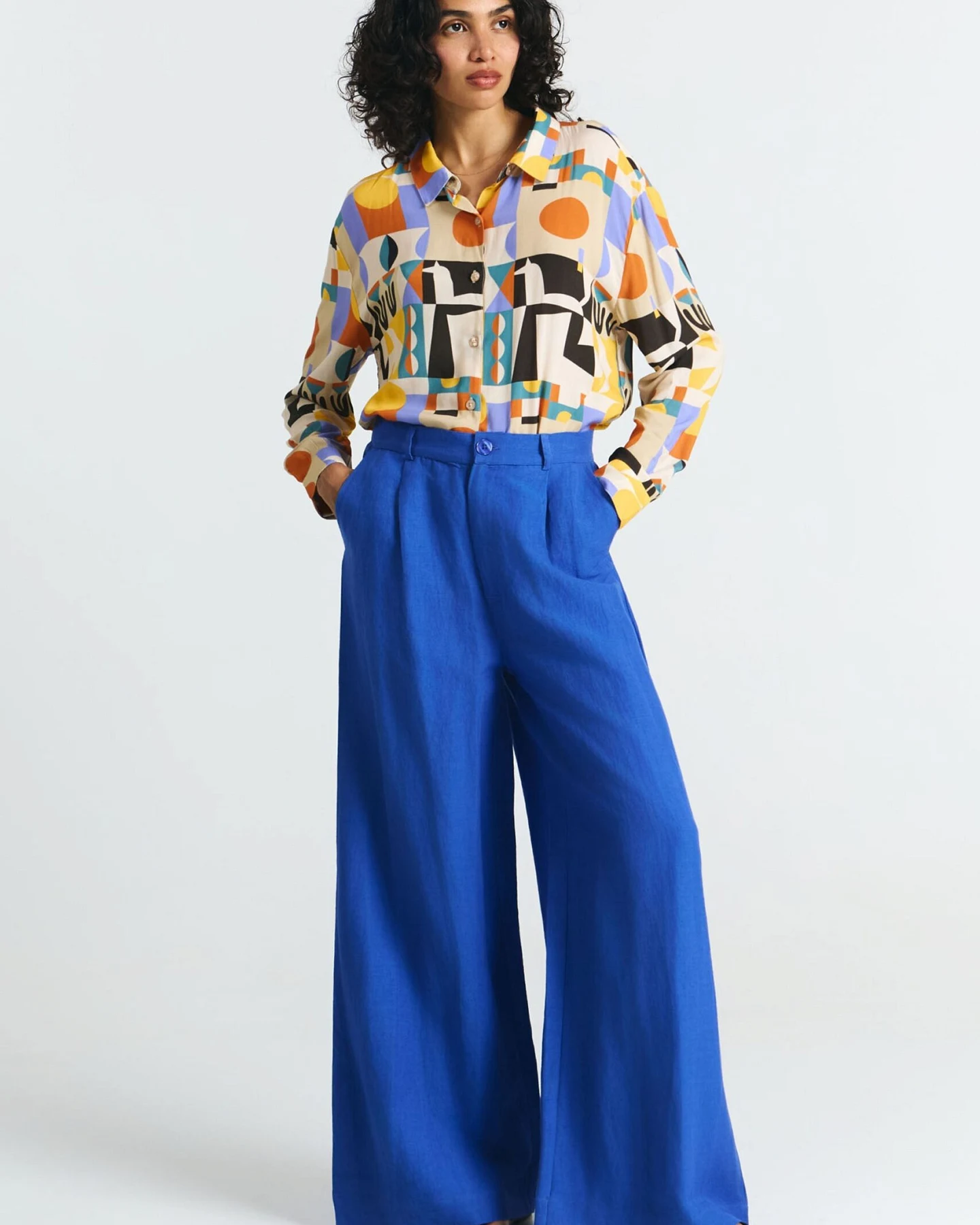 SUITE13LAB Damen vegan Hose Randa Klein Blau – Ansicht 2