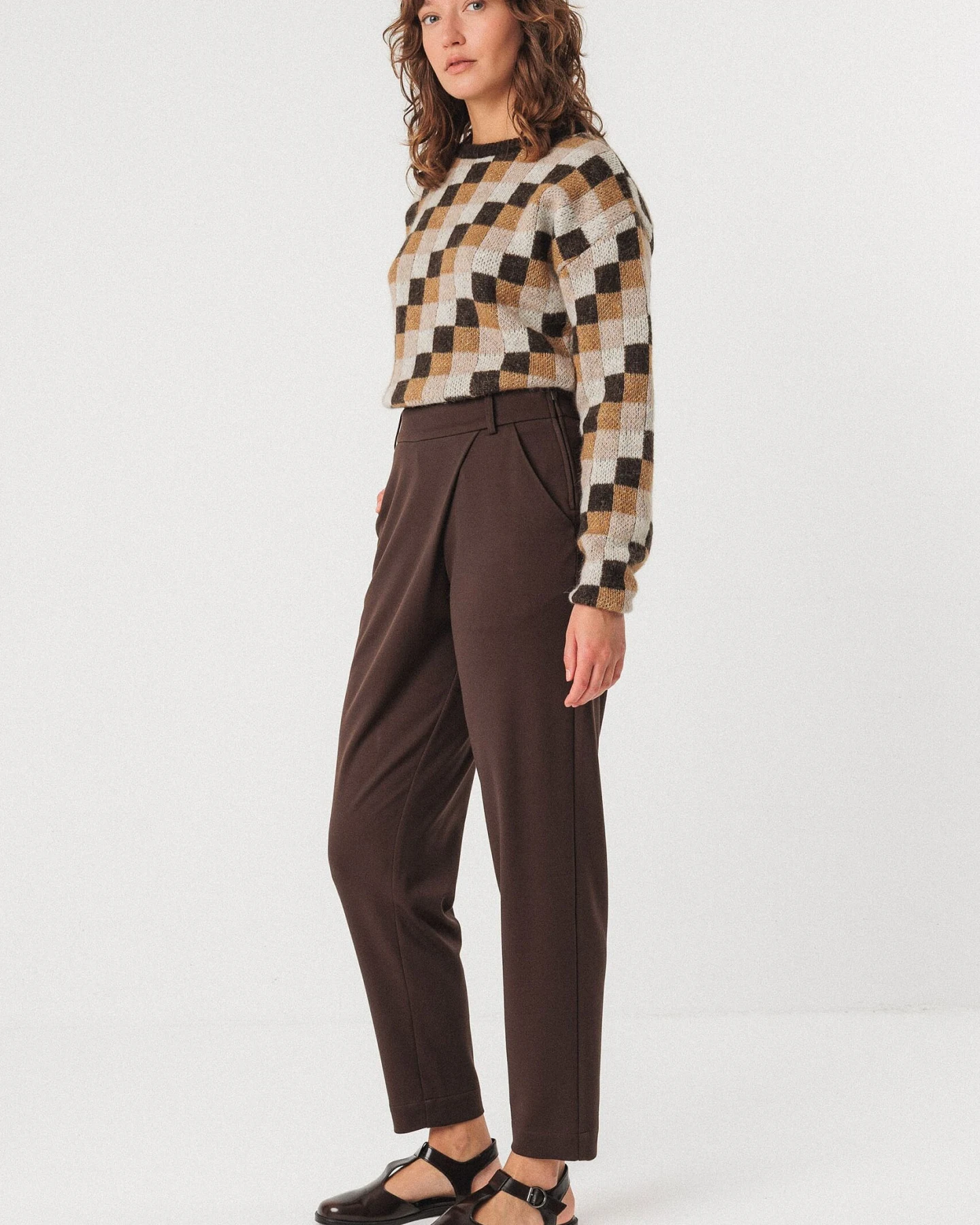 SKFK Damen vegan Hose Ezama Braun – Ansicht 2